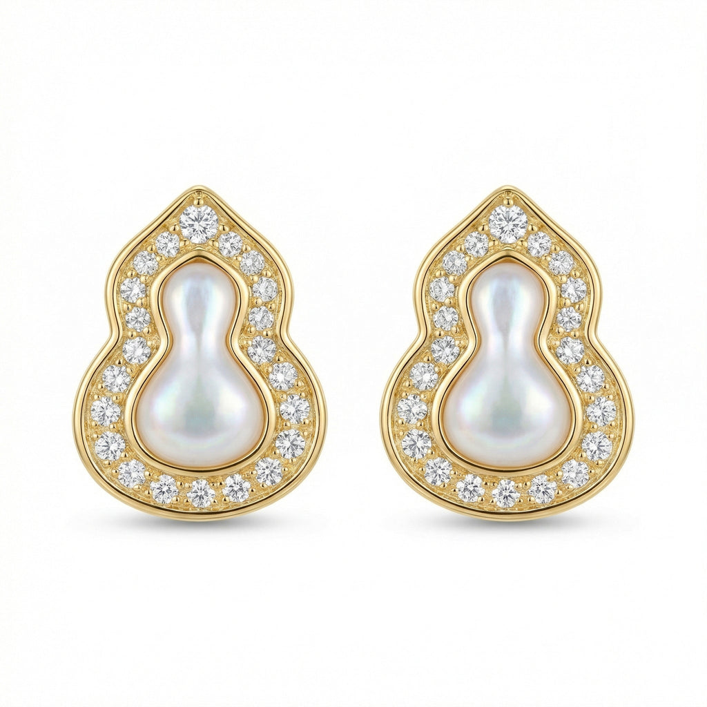 925 Sterling Silver Exquisite Mother-of-Pearl and CZ Gourd-Shaped Stud Earrings