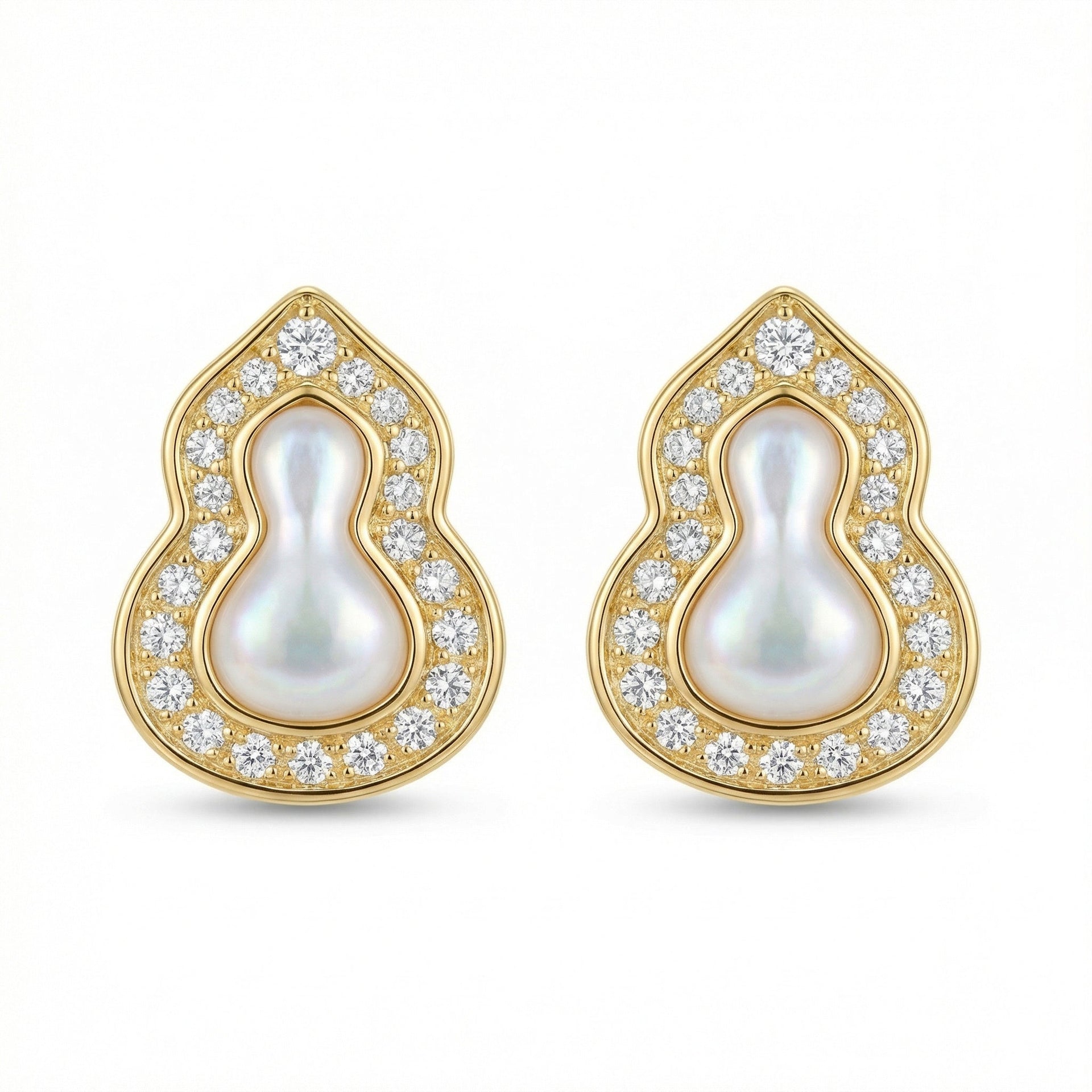 925 Sterling Silver Exquisite Mother-of-Pearl and CZ Gourd-Shaped Stud Earrings