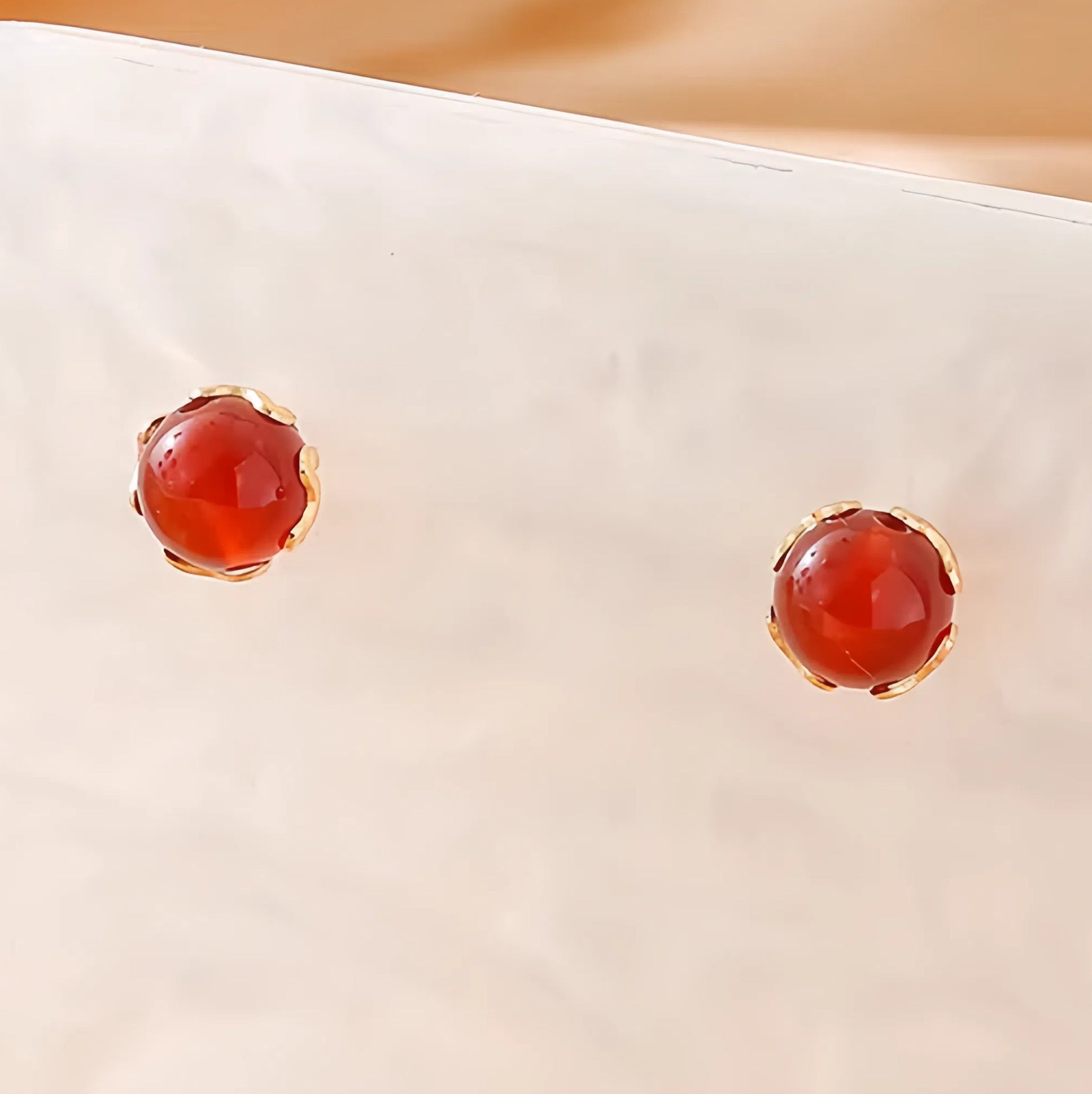 Natural Crystal Womens Pearl Silver-Needle Red Agate Pastoral Style