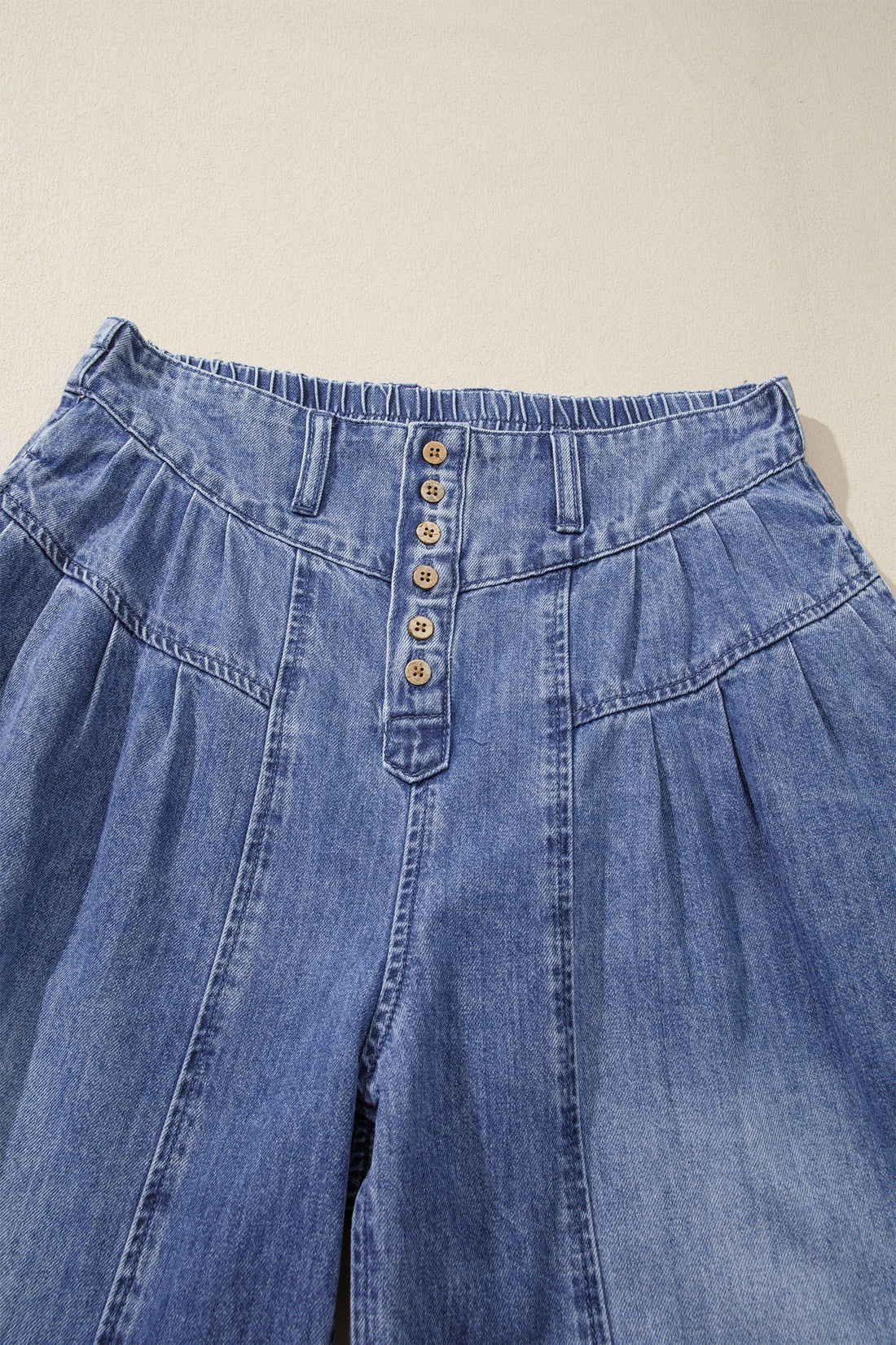 High Rise Pleated Wide Leg Denim Cropped Pants in Medium-Blue