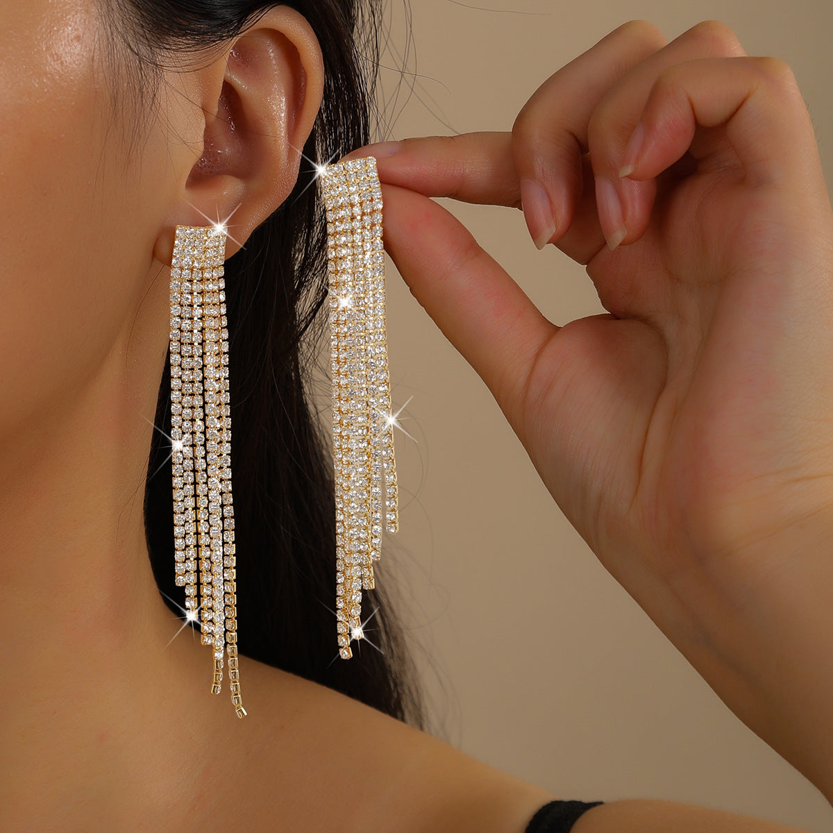European And American Fashion Exaggerated Tassel Diamond-Encrusted Personalized Women's Earrings Dinner Accessories Simple Tassel Full Diamond Claw Chain Earrings