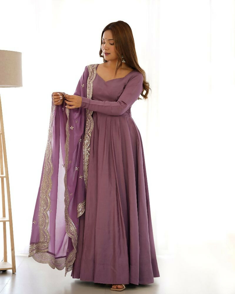 Purple Chanderi Kurta Set with Sequence Embroidery Details