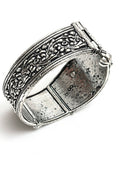 Handcrafted oxidised silver-plated bracelet with screw-type closure mechanism