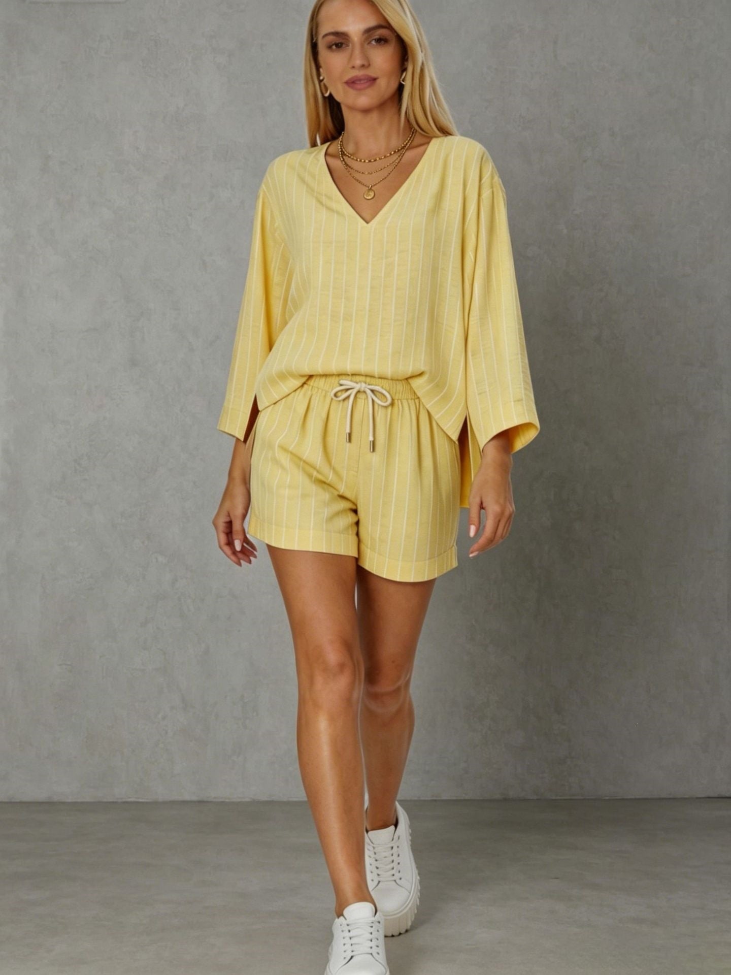 Women's Loose V-Neck Long Sleeve Striped Shorts Set Casual Lounge