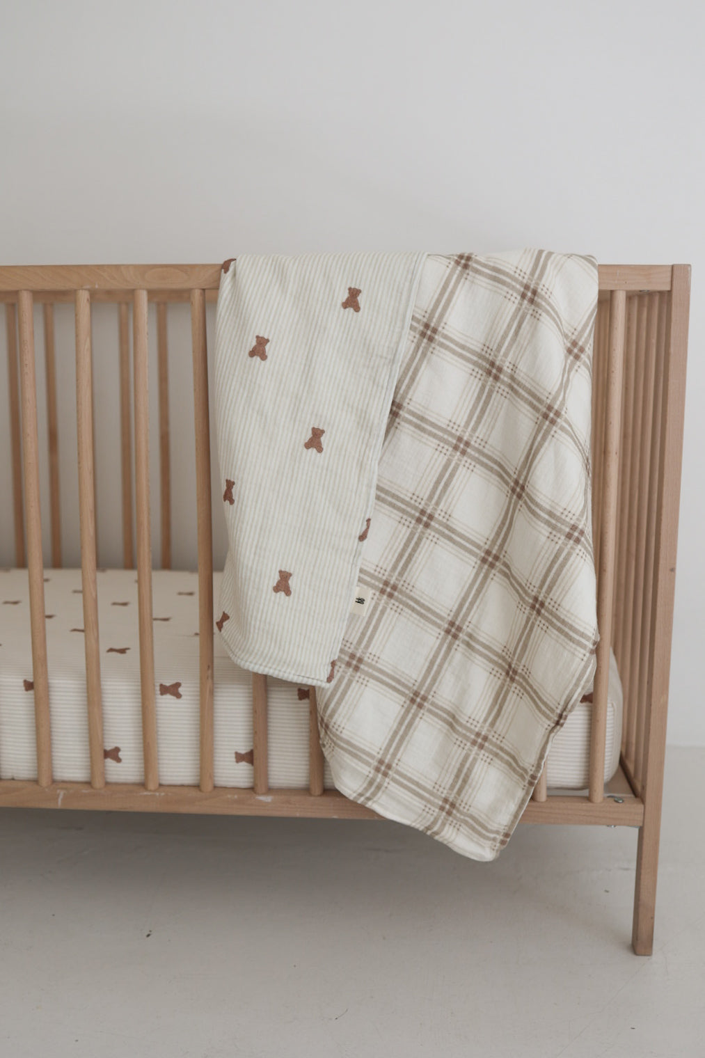 Reversible Teddy and Plaid Muslin Cotton Baby Quilt 47x47 - Image 4