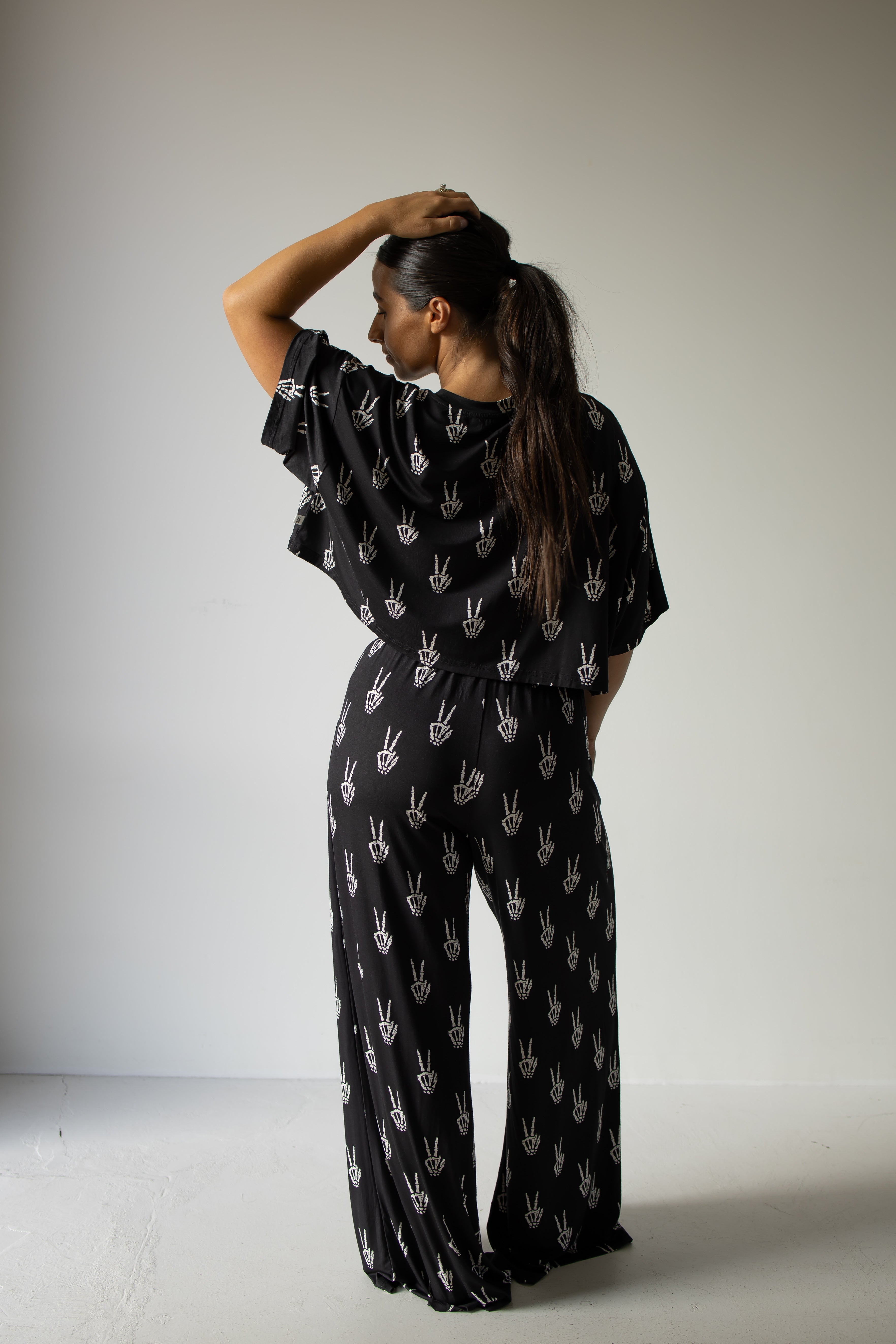 Women's Bamboo Crop Tee Lounge Set | Midnight Skelly