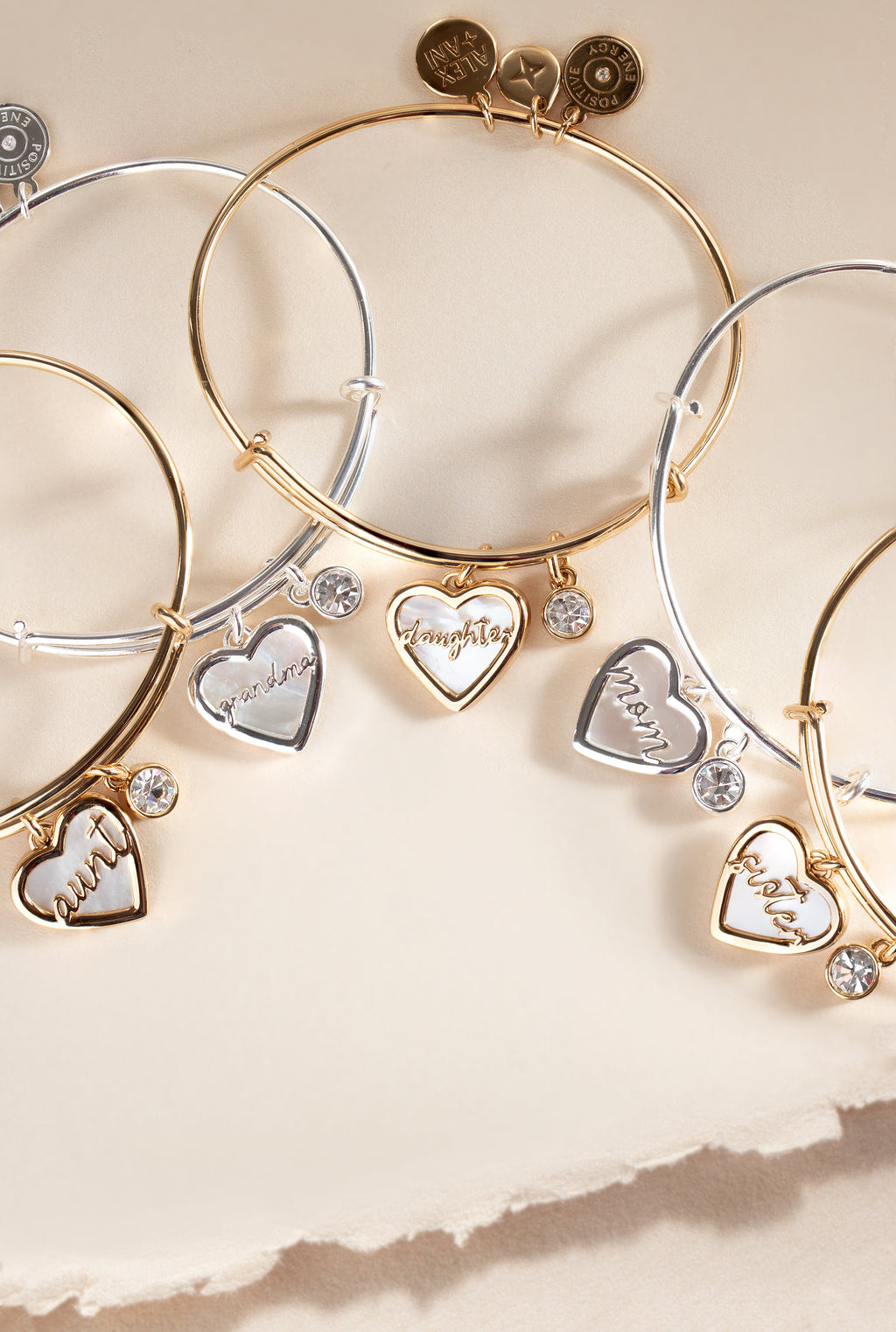 Mother of Pearl Aunt Heart Charm Expandable Bangle in Gold