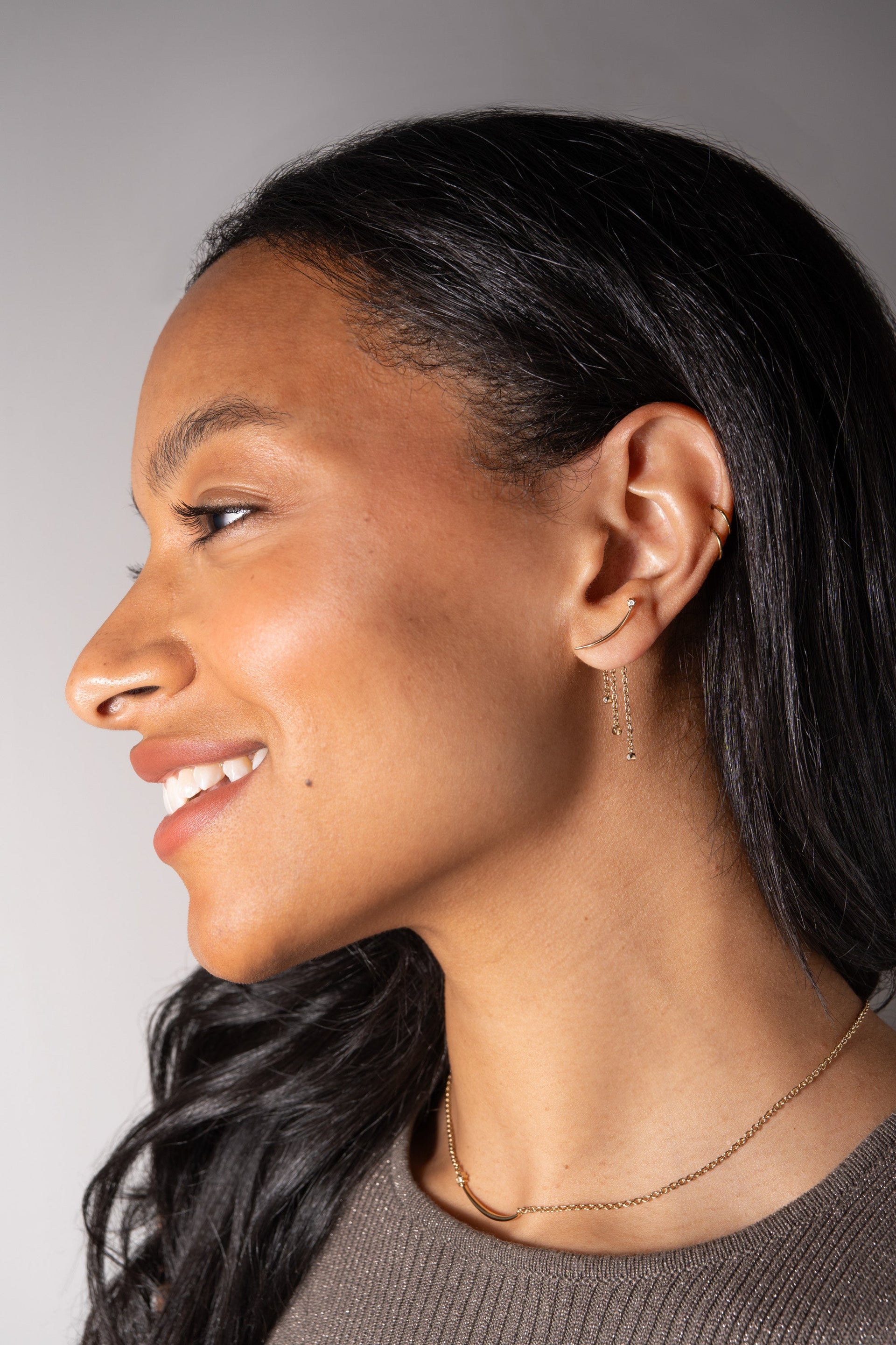 Celestial Shooting Star Necklace in Gold - Minimalist Jewelry