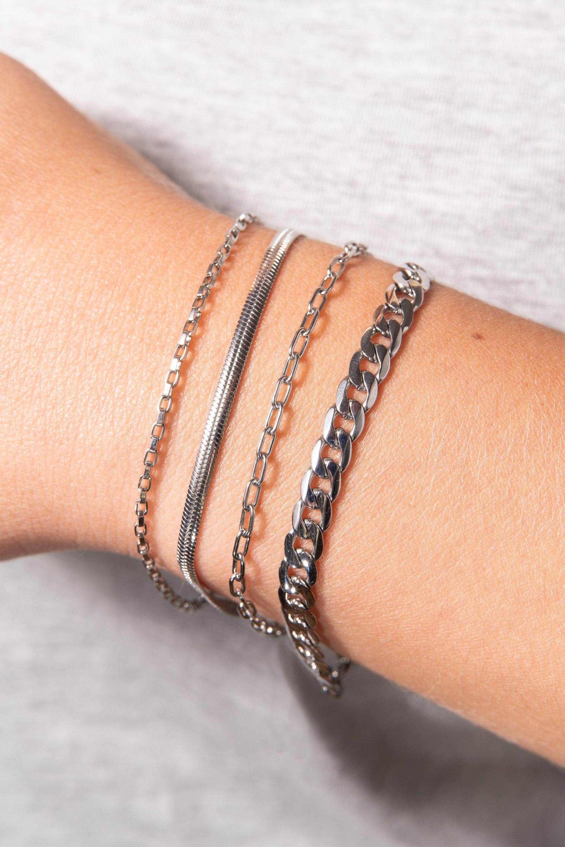 Everyday Flat Curb Chain Bracelet in Stainless Steel - Silver