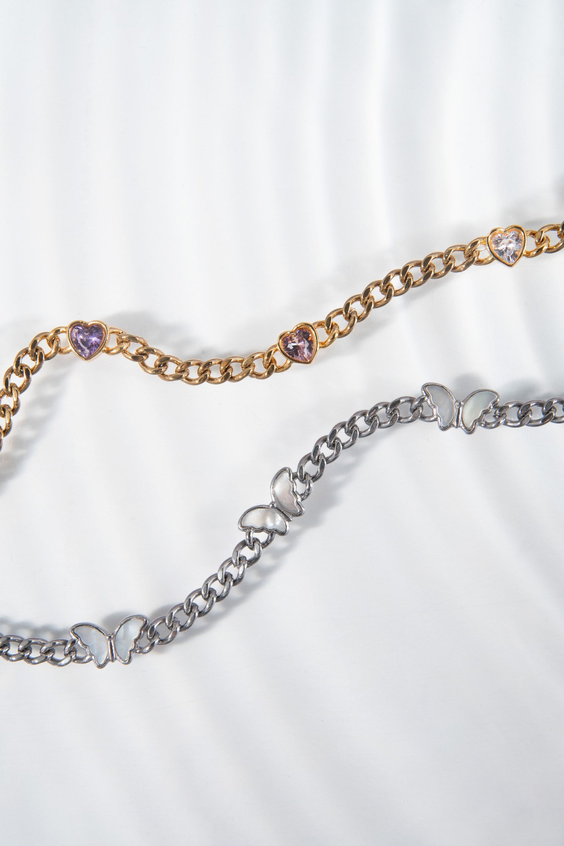 Crystal Heart Curb Chain Bracelet in Gold-Tone