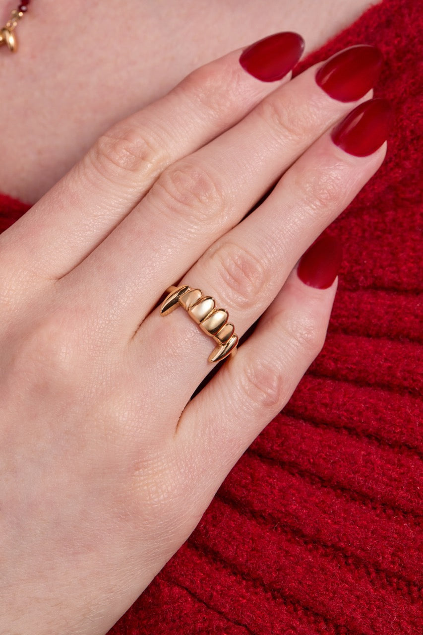 Vampire Teeth Fangs Statement Ring in Gold and Silver, Unisex