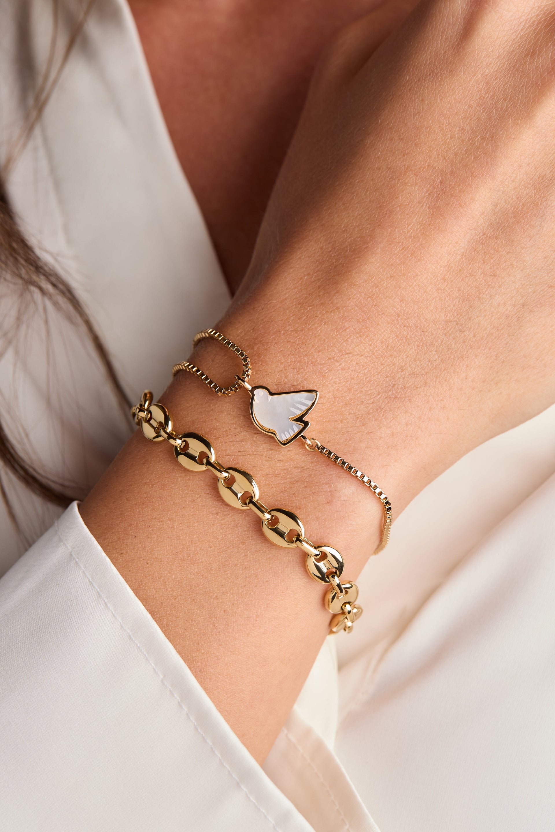 Dove Peace Mother of Pearl Pull Chain Bracelet in Gold Plated