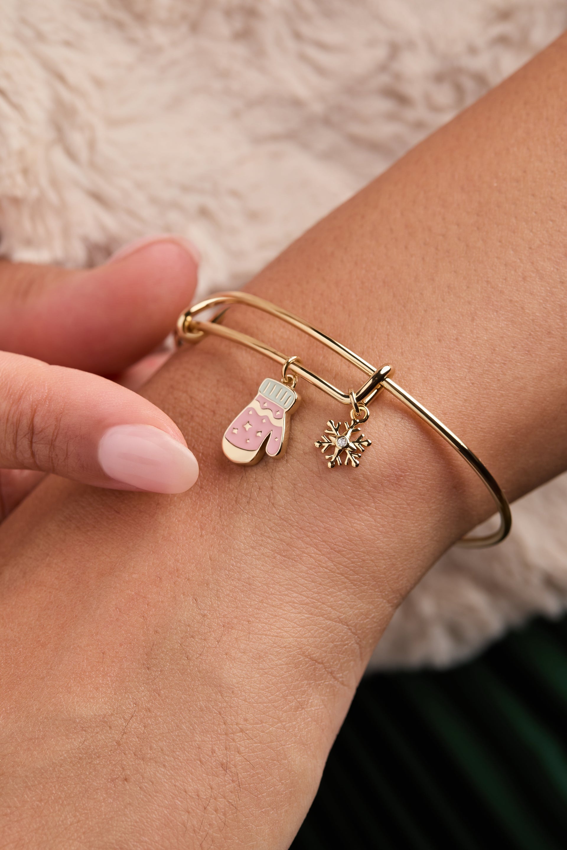 Gold Winter Wonderland Mitten and Snowflake Charm Bangle