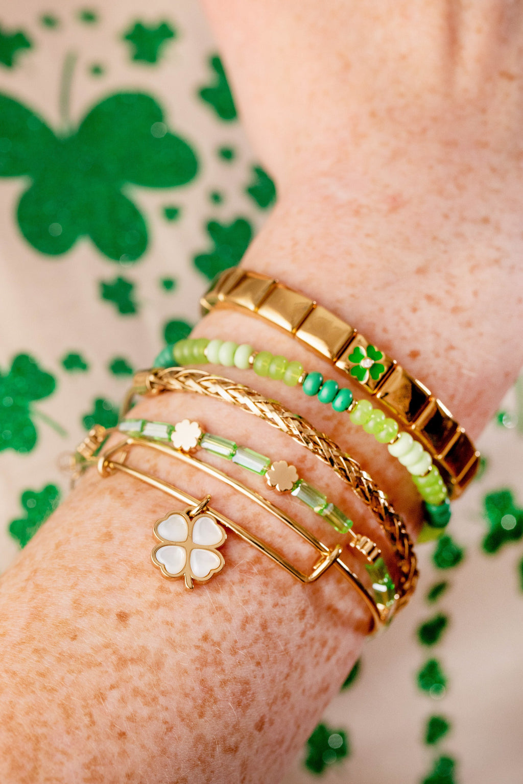 Four-Leaf Clover Stretch Bracelet with Crystal Gold-Tone Beads