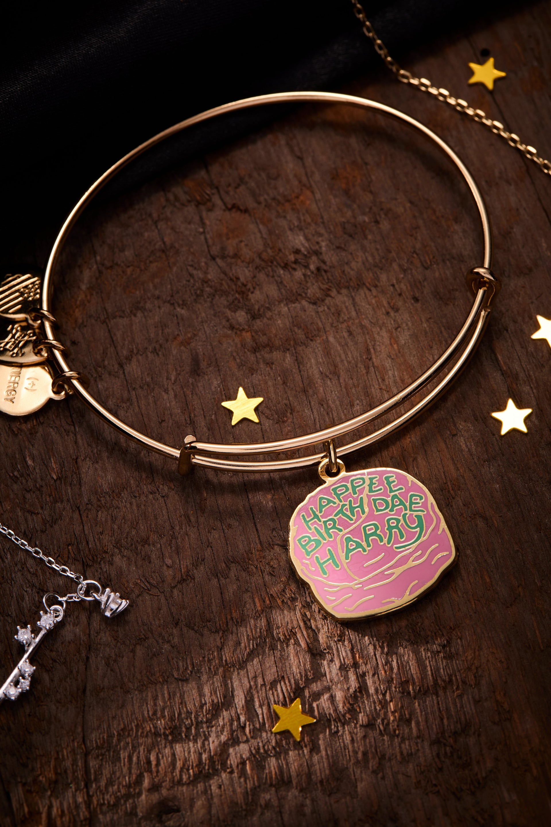 Harry Potter Celebrate Cake Charm Bangle in Expandable Design