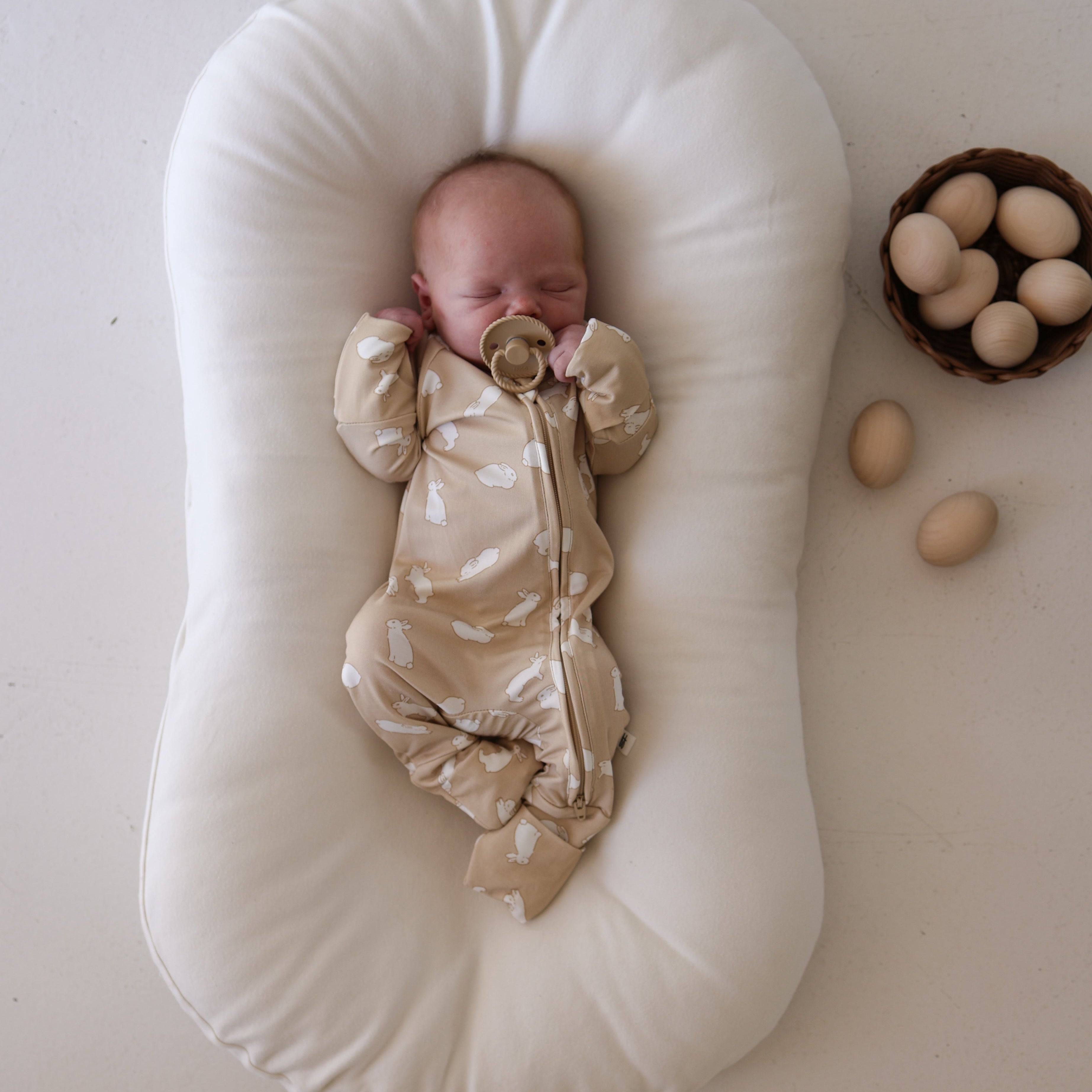 Bamboo Zip Pajamas | Bunnies