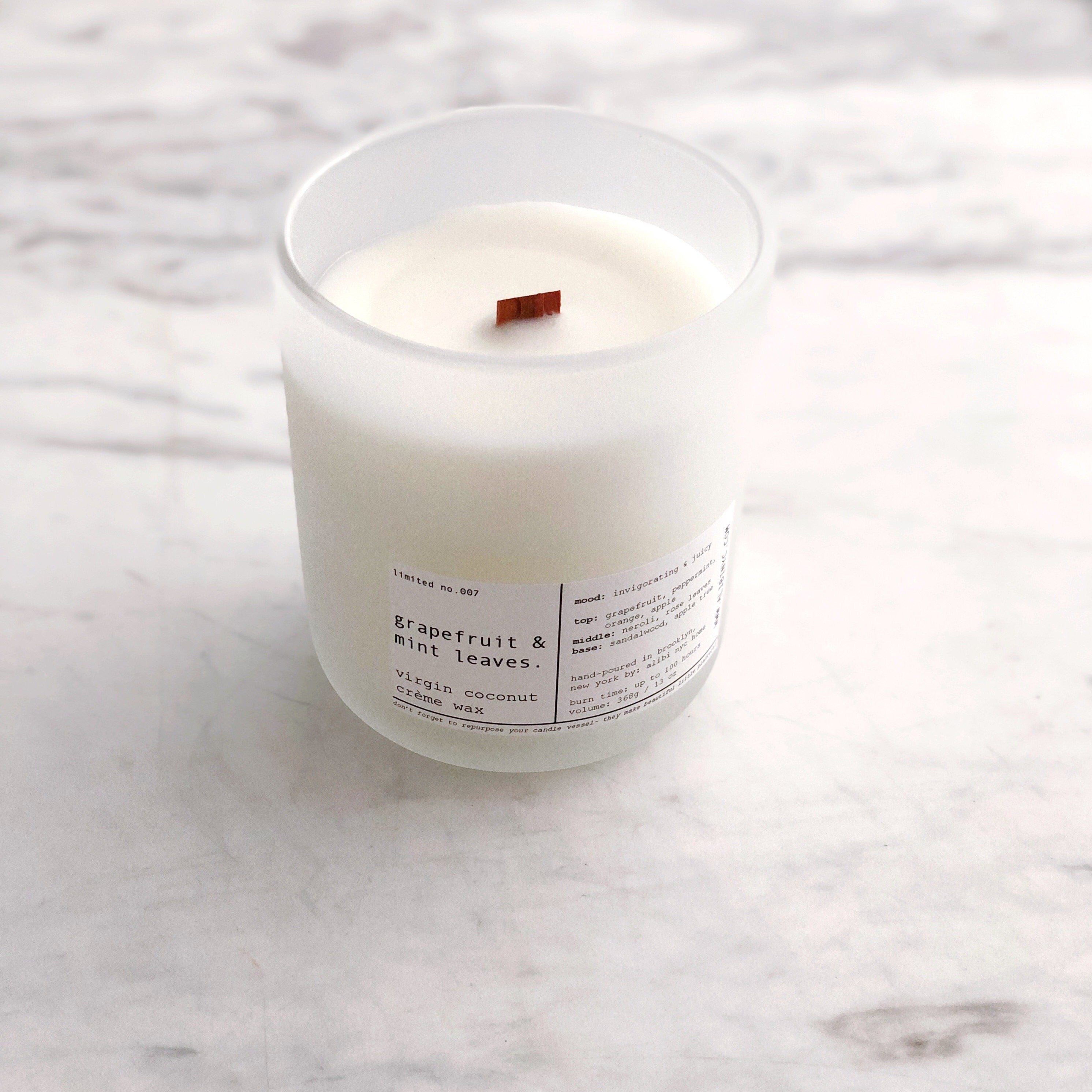 GRAPEFRUIT & MINT LEAVES | VIRGIN COCONUT CRÈME WAX & WOODEN WICK CANDLE