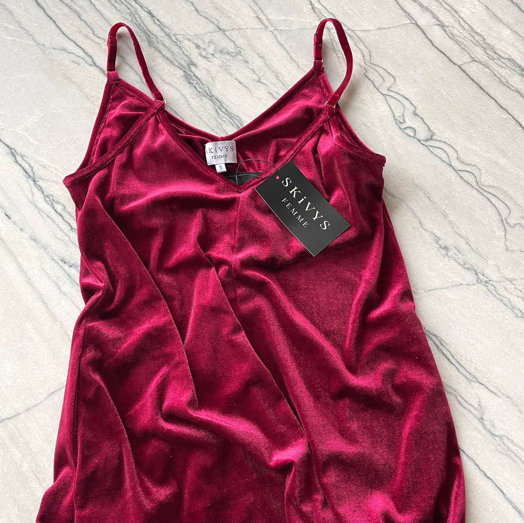 Women's Crimson Velvet Maxi Lounge Dress
