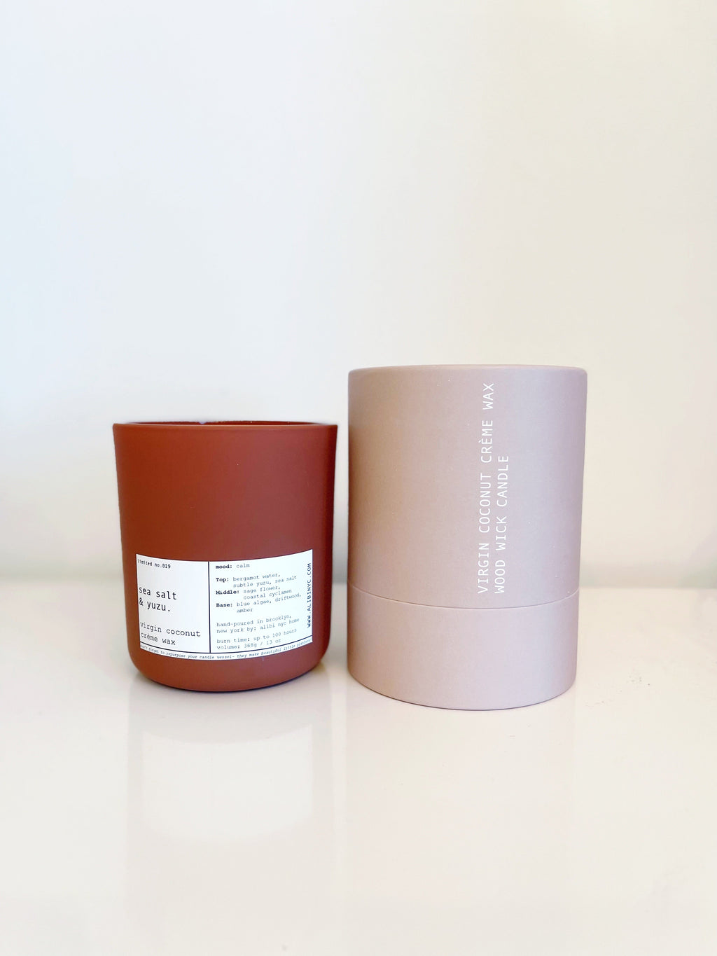 SEA SALT & YUZU | VIRGIN COCONUT CRÈME WAX & WOODEN WICK CANDLE