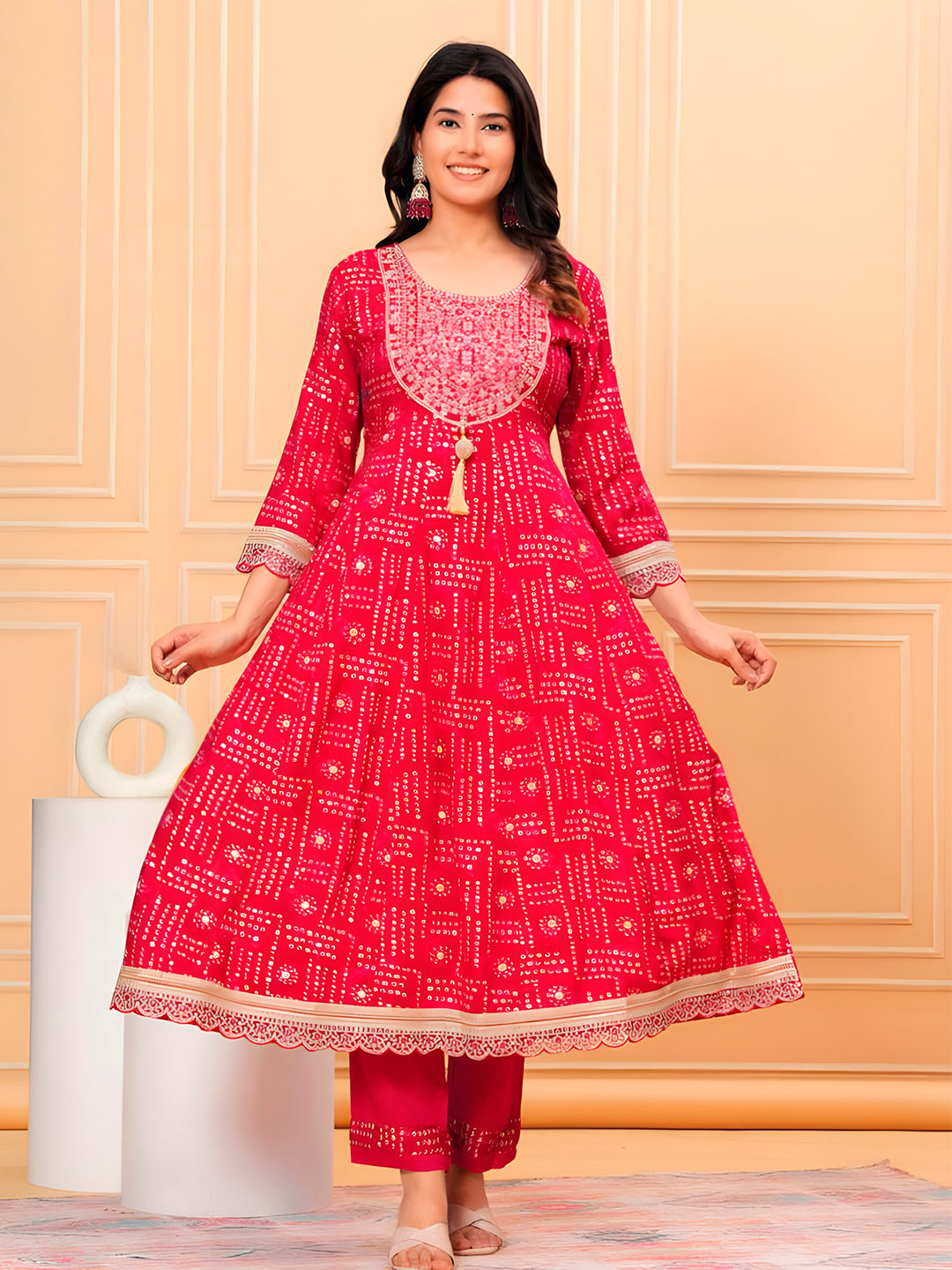 Embroidered Bandhani Print Kurta Set in Pink