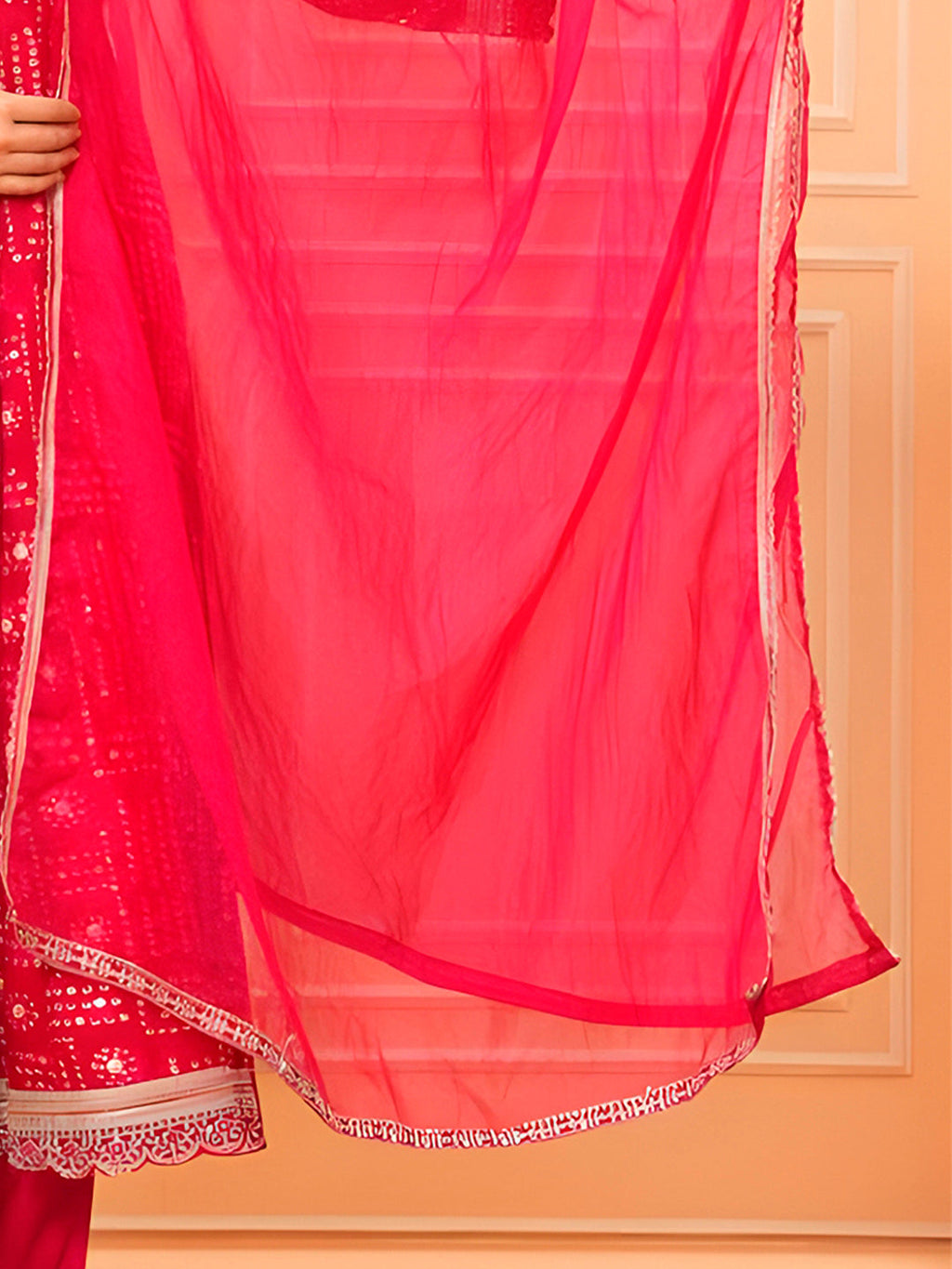 Embroidered Bandhani Print Kurta Set in Pink
