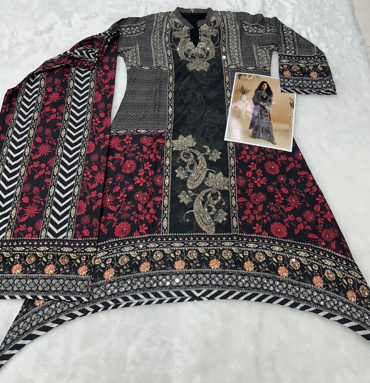 Black Heavy Crepe Digital Print Straight Palazzo Suit Set