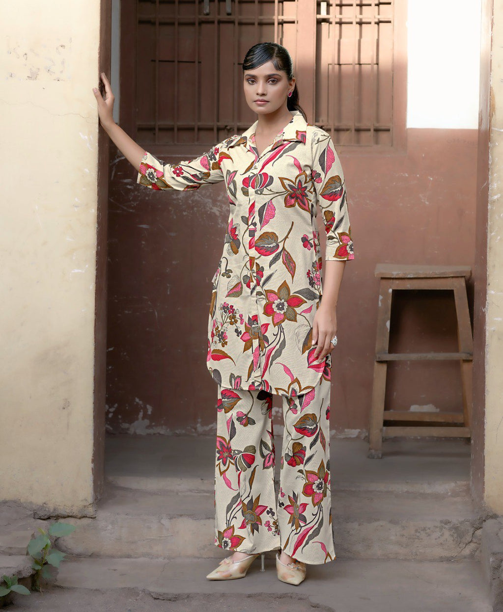 Prazu Fashion Cream Khadi Cotton Floral Printed Co-Ord Set