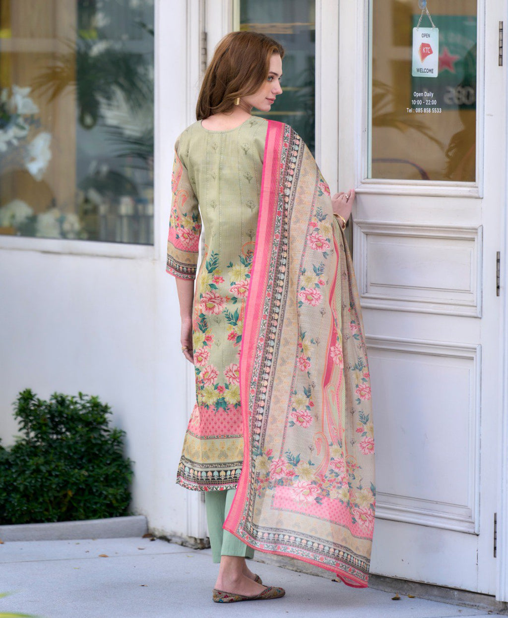 Light Green Silk Blend Designer Salwar Suit