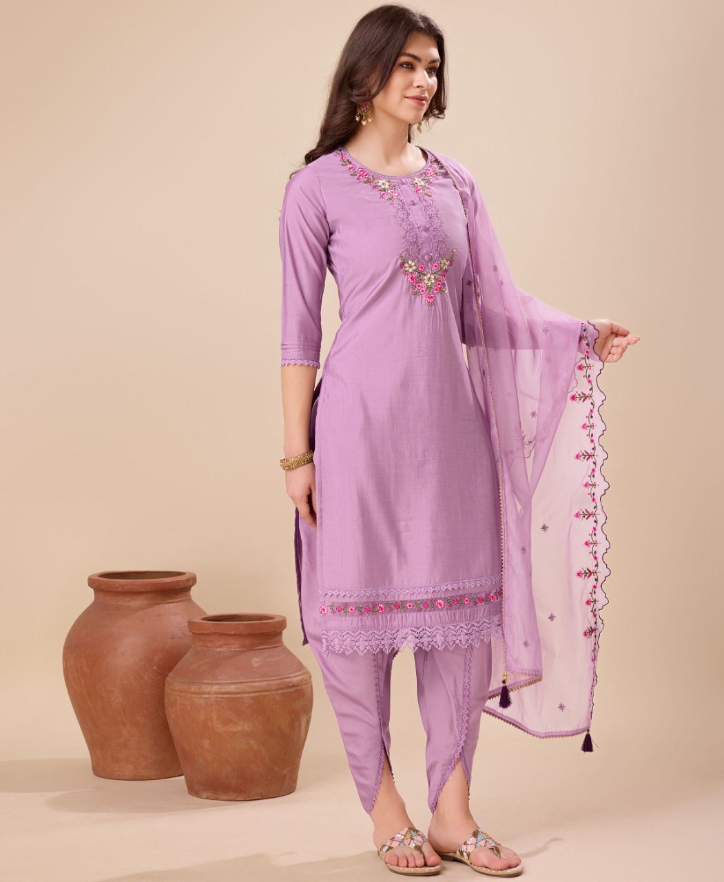 Lavender Viscose Silk Embroidered Kurta Set With Dhoti Pant