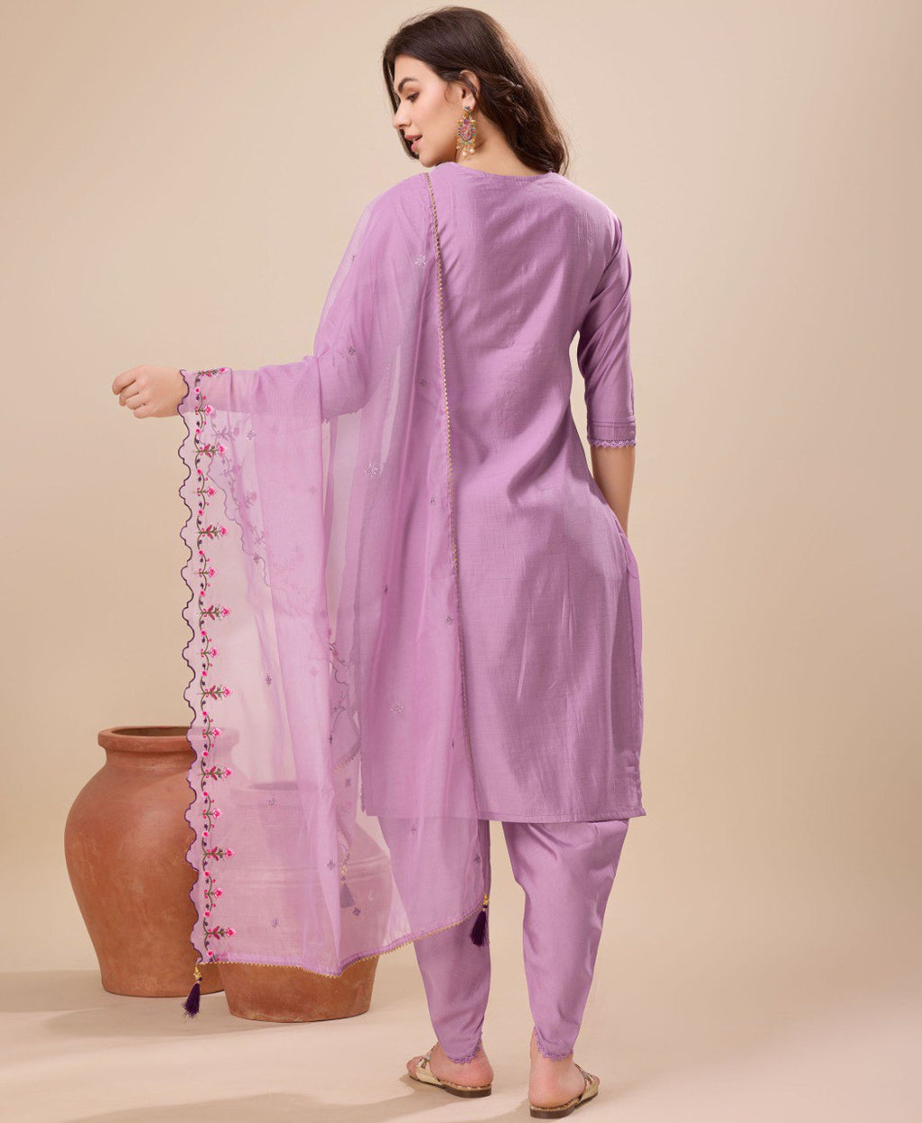 Lavender Viscose Silk Embroidered Kurta Set With Dhoti Pant