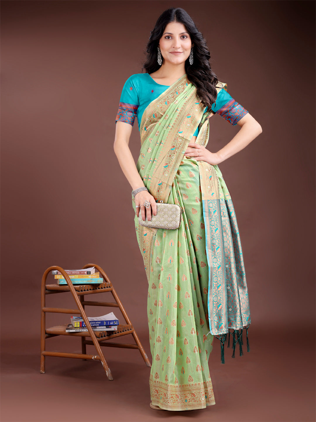 Light Green Cotton Saree with Contrast Pallu and Buta Work