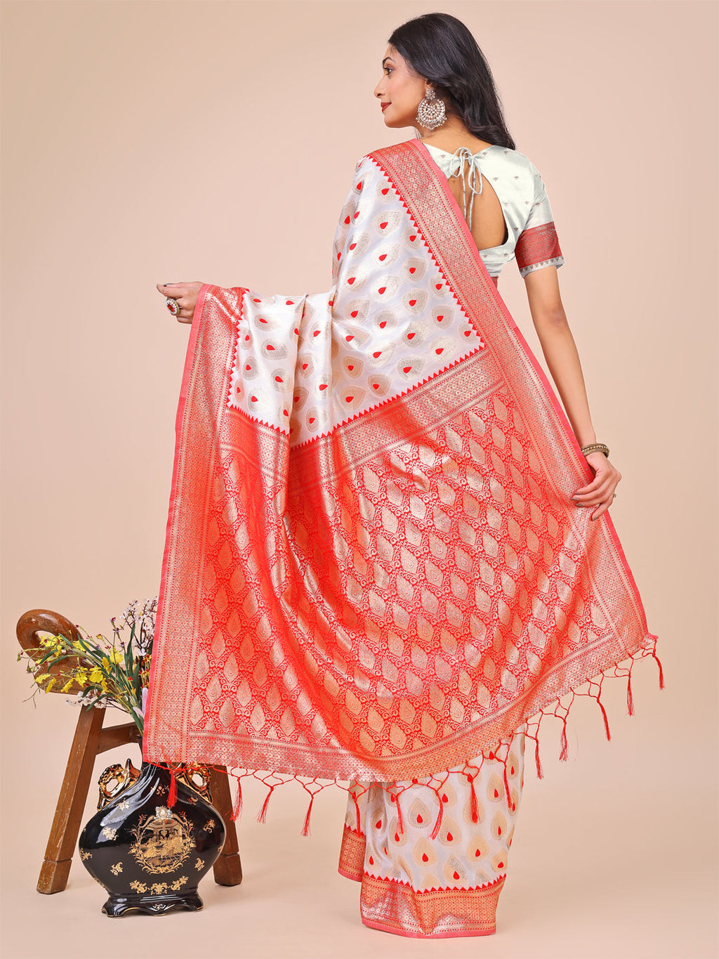 White & Red Banarasi Silk Saree with Teardrop Weaving & Zari Pallu