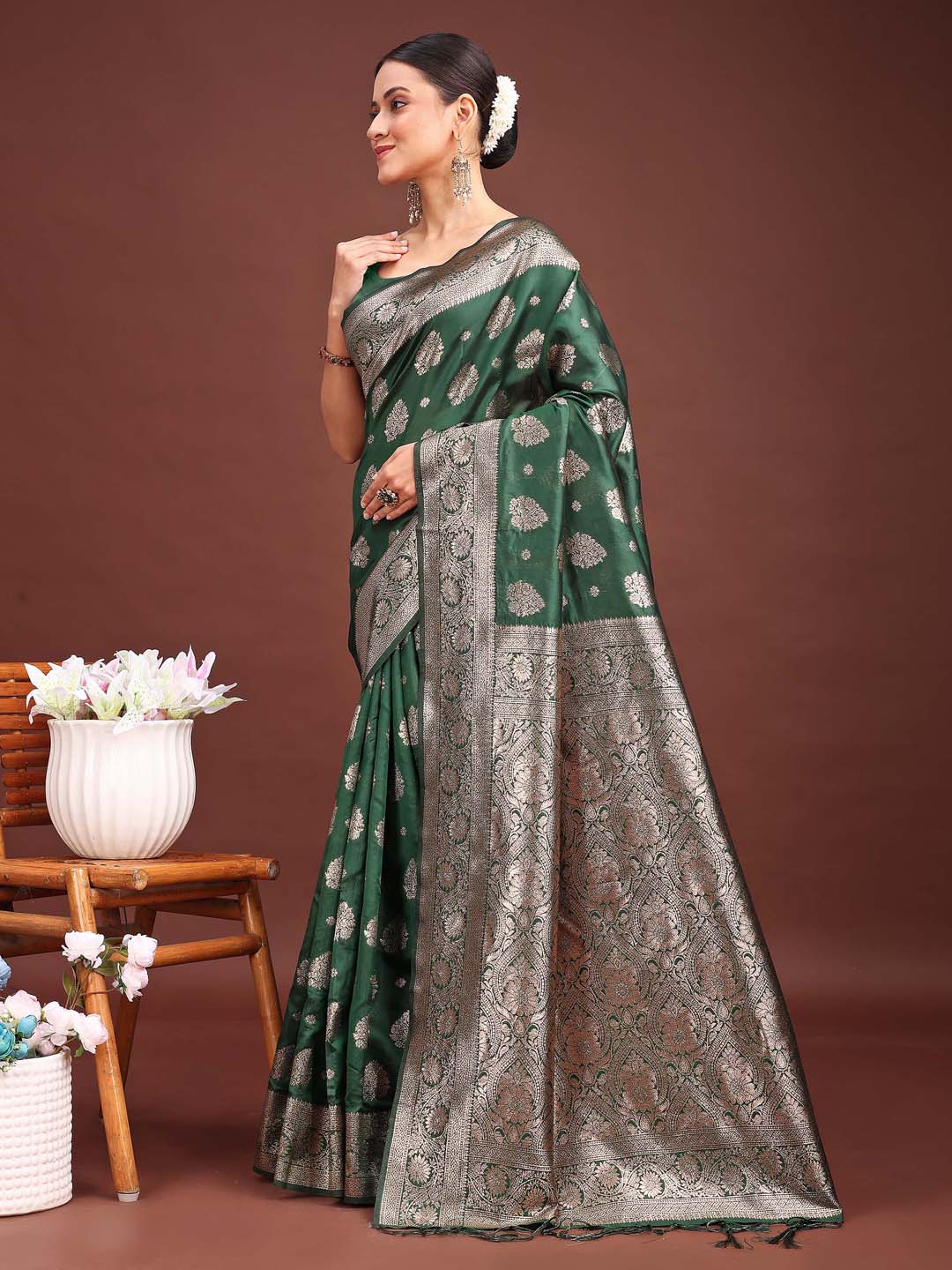 Dark Green Banarasi Silk Saree with Traditional Zari Weaving