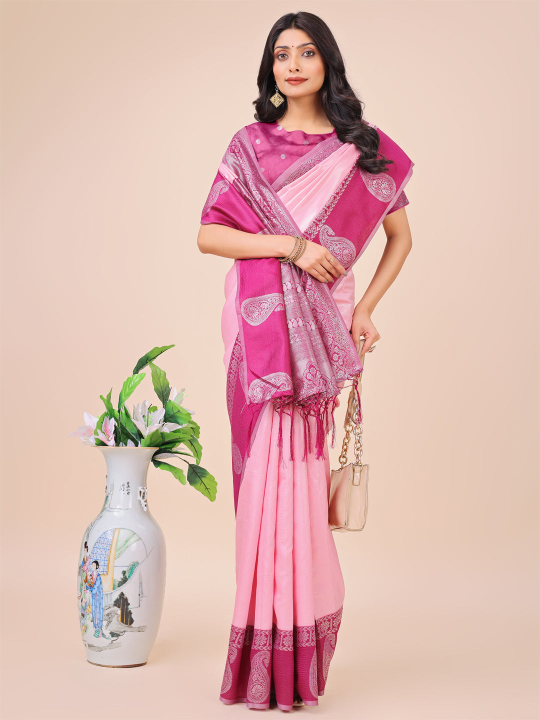 Dual-Tone Pink Silk Saree with Woven Paisley Pallu & Rich Border