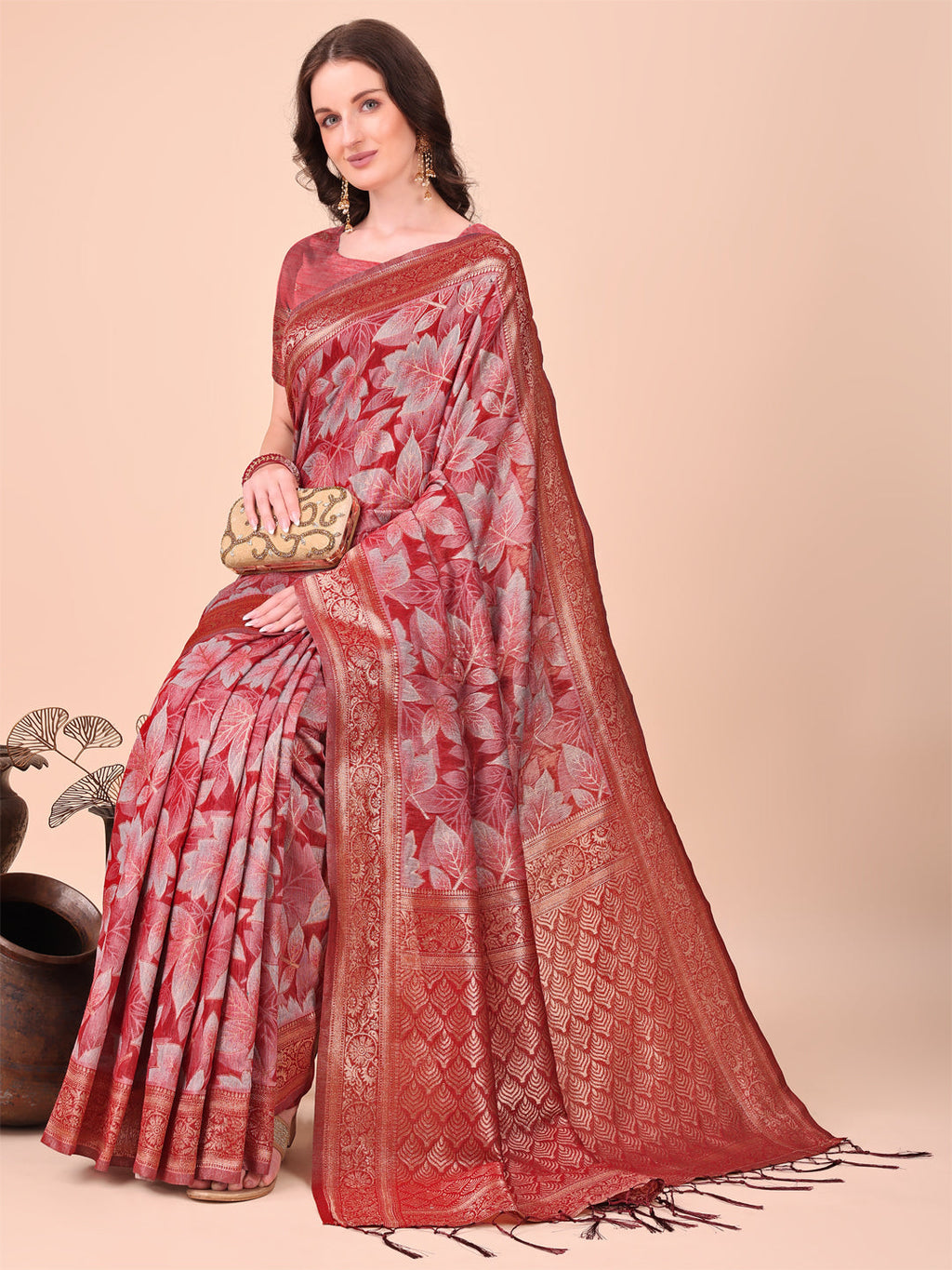 Elegant Red Cotton Silk Saree with Floral Design and Rich Pallu