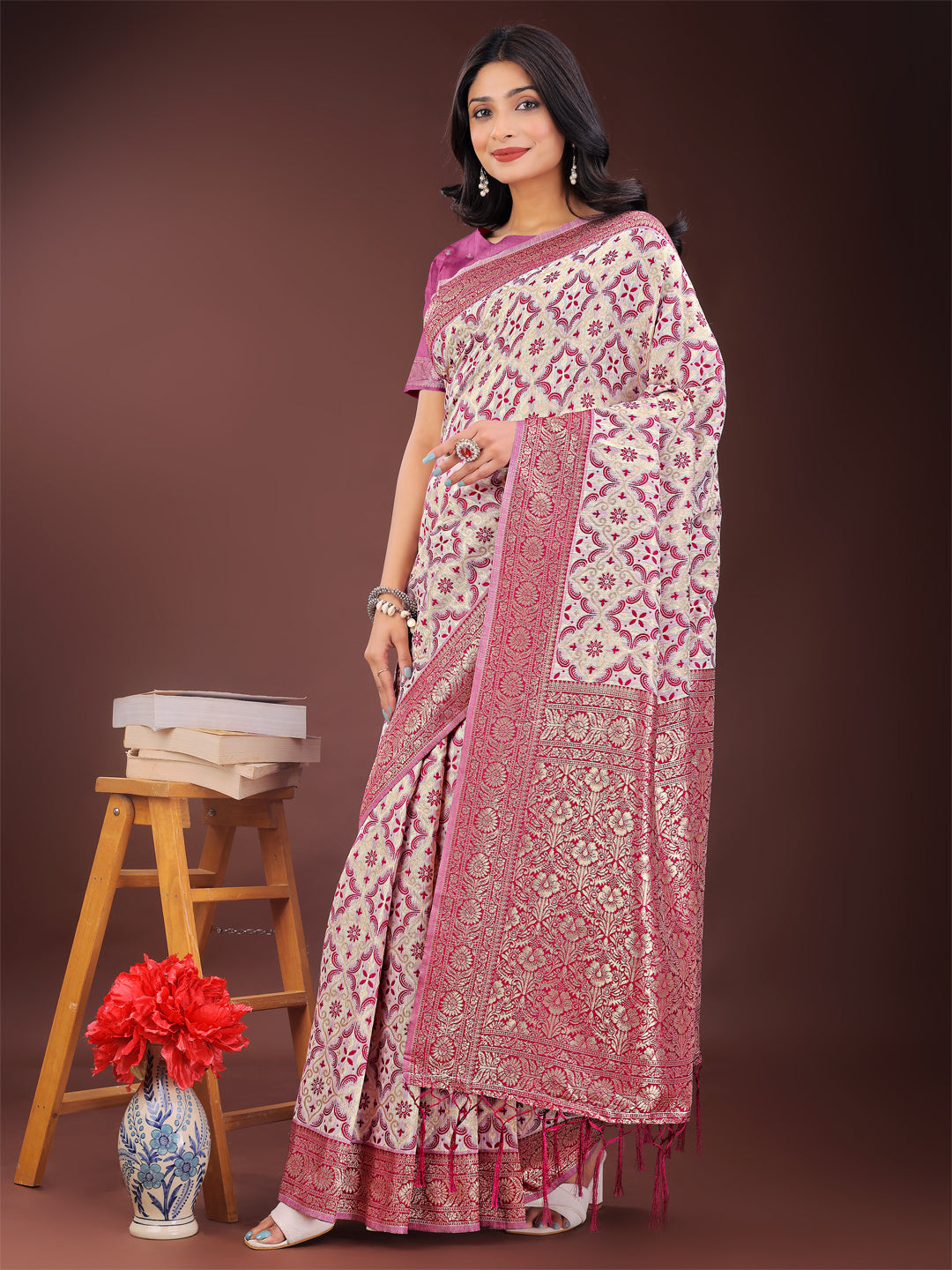 Pink Linen Saree with Rich Woven Zari Floral Motifs