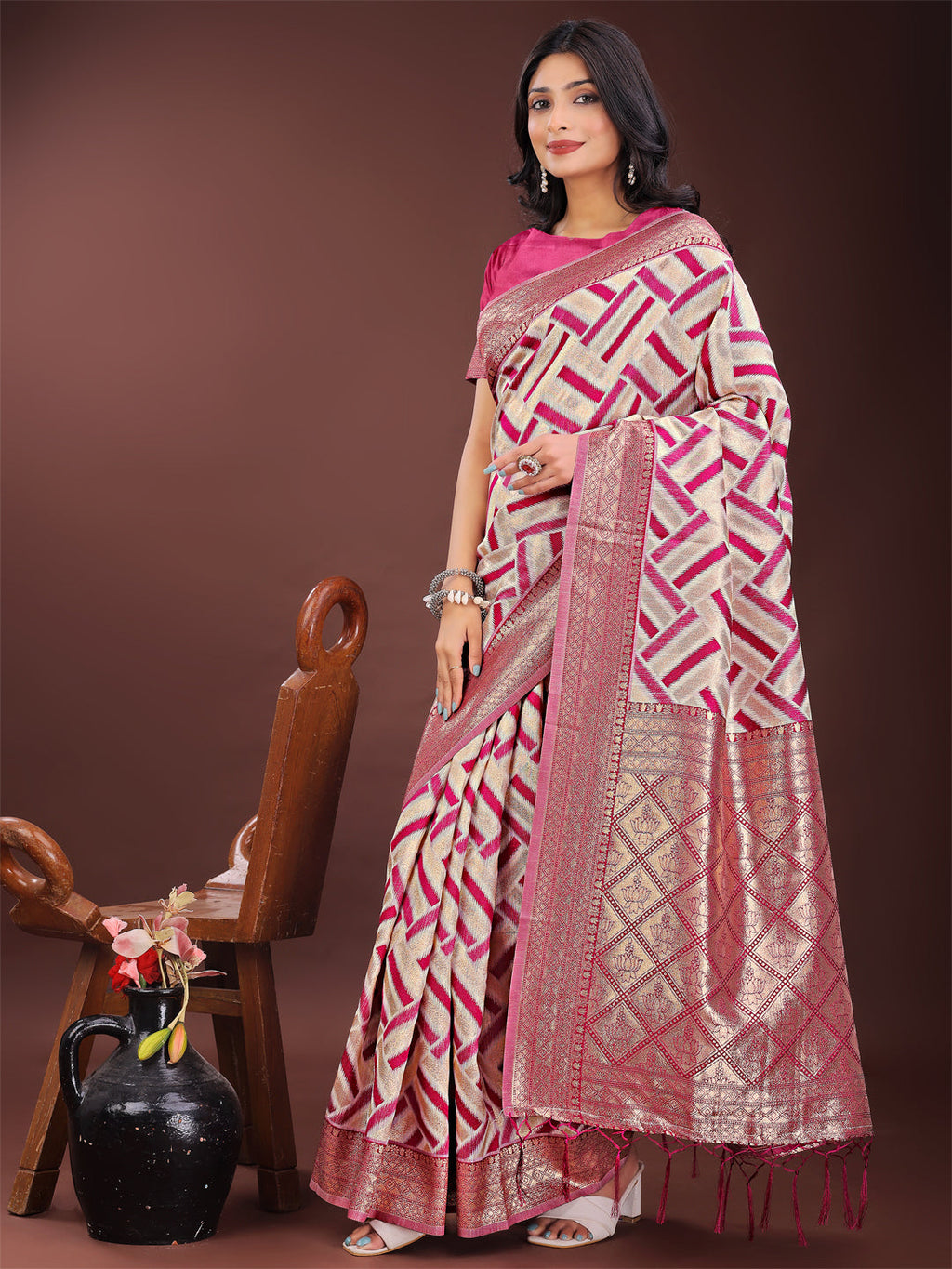 Pink & Cream Linen Saree with Geometric Design and Zari Border