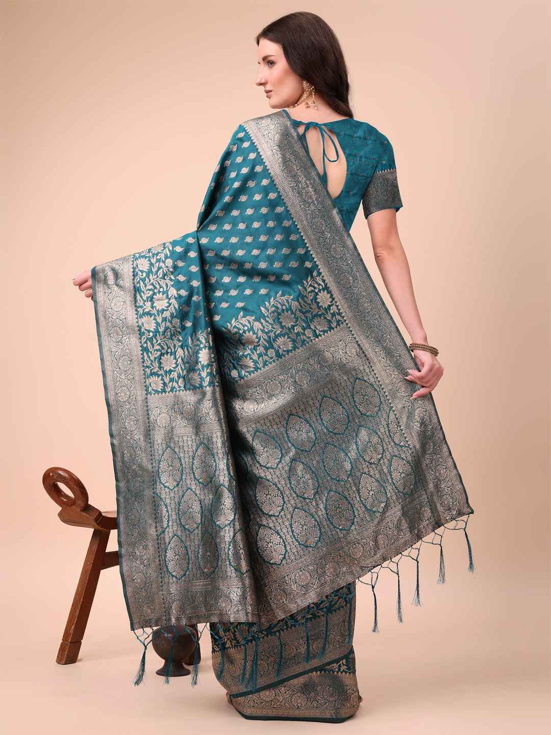 Shree Shyam Fashion Magenta Banarasi Silk Saree with Silver Zari Woven Pallu & Border - Wedding & Festive Wear Elegance