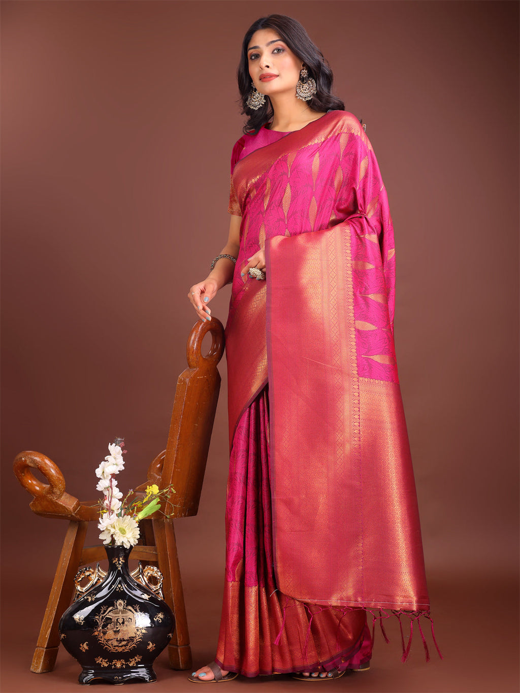 Shree Shyam Fashion Magenta Linen Cotton Saree with Golden Zari Leaf Woven Design & Rich Pallu - Festive Wear | Office Look | Soft Drape