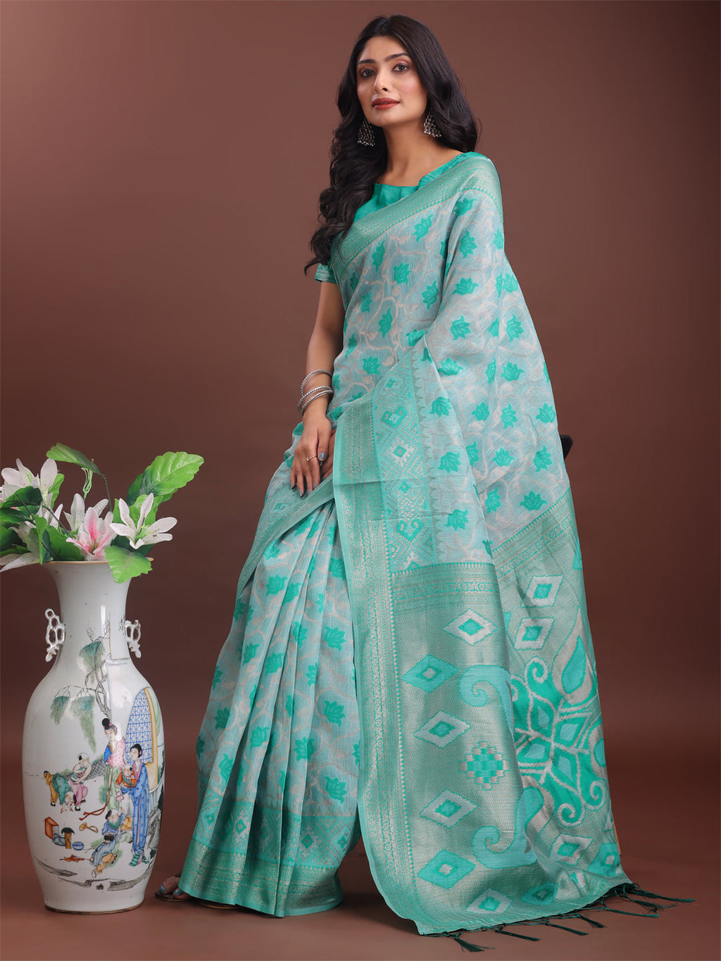 Green Linen Cotton Saree with Woven Motifs and Elegant Pallu