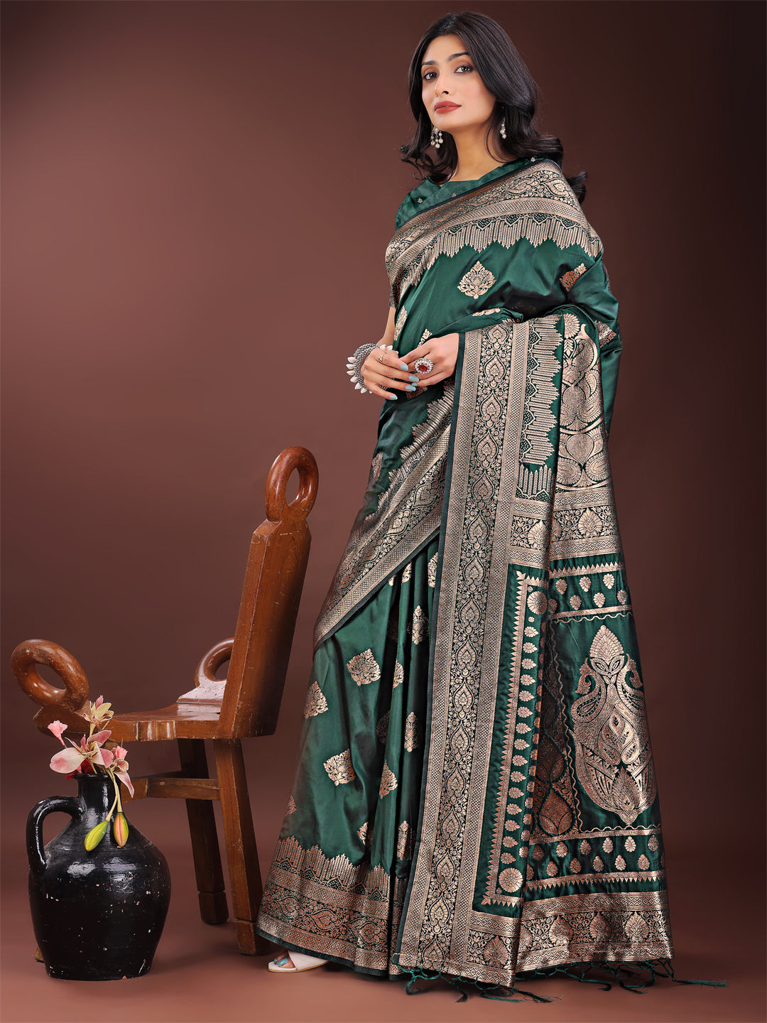 Graceful Green Banarasi Silk Saree with Silver Zari
