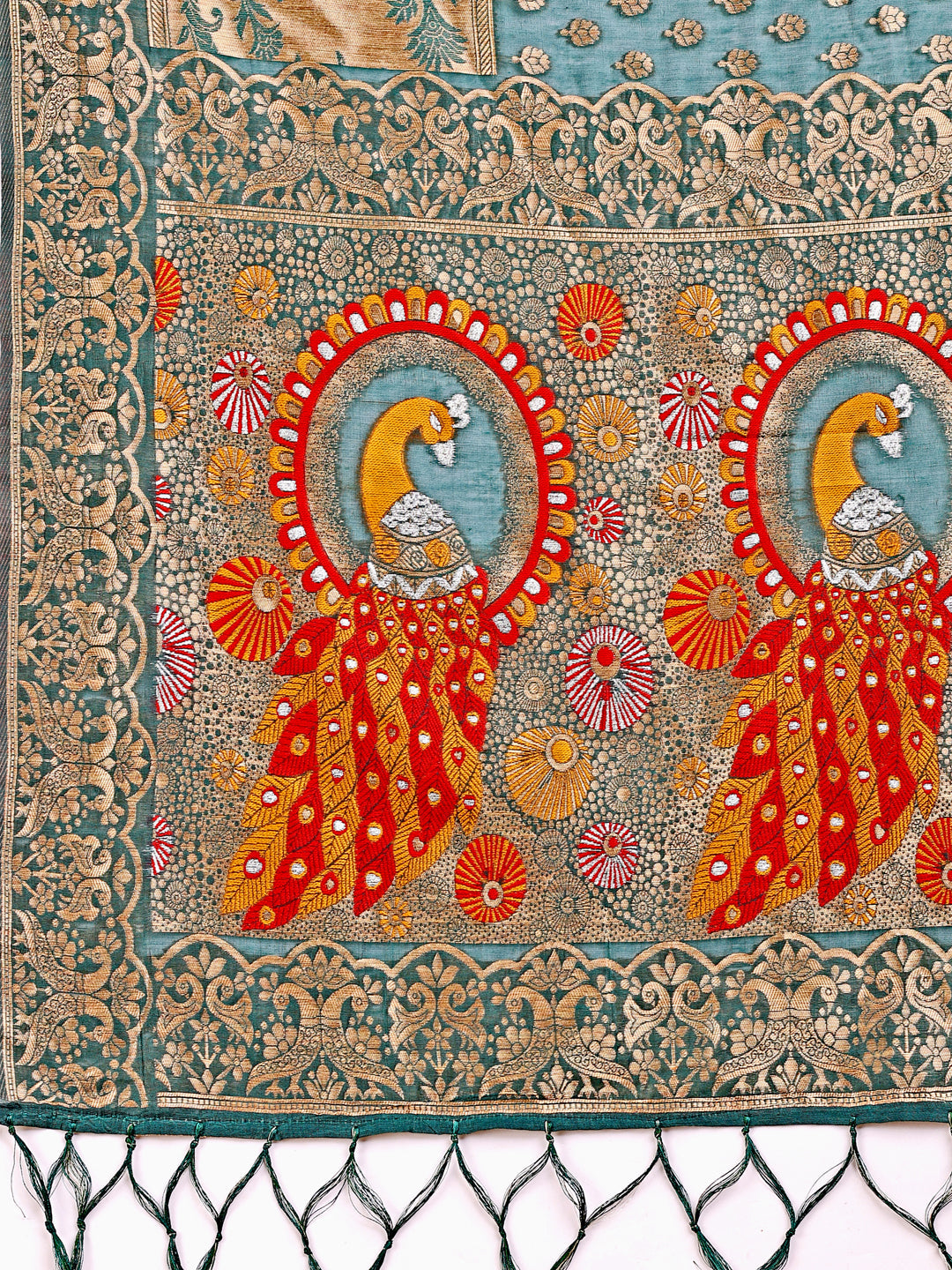 Majestic Green Linen Cotton Saree with Peacock Pallu