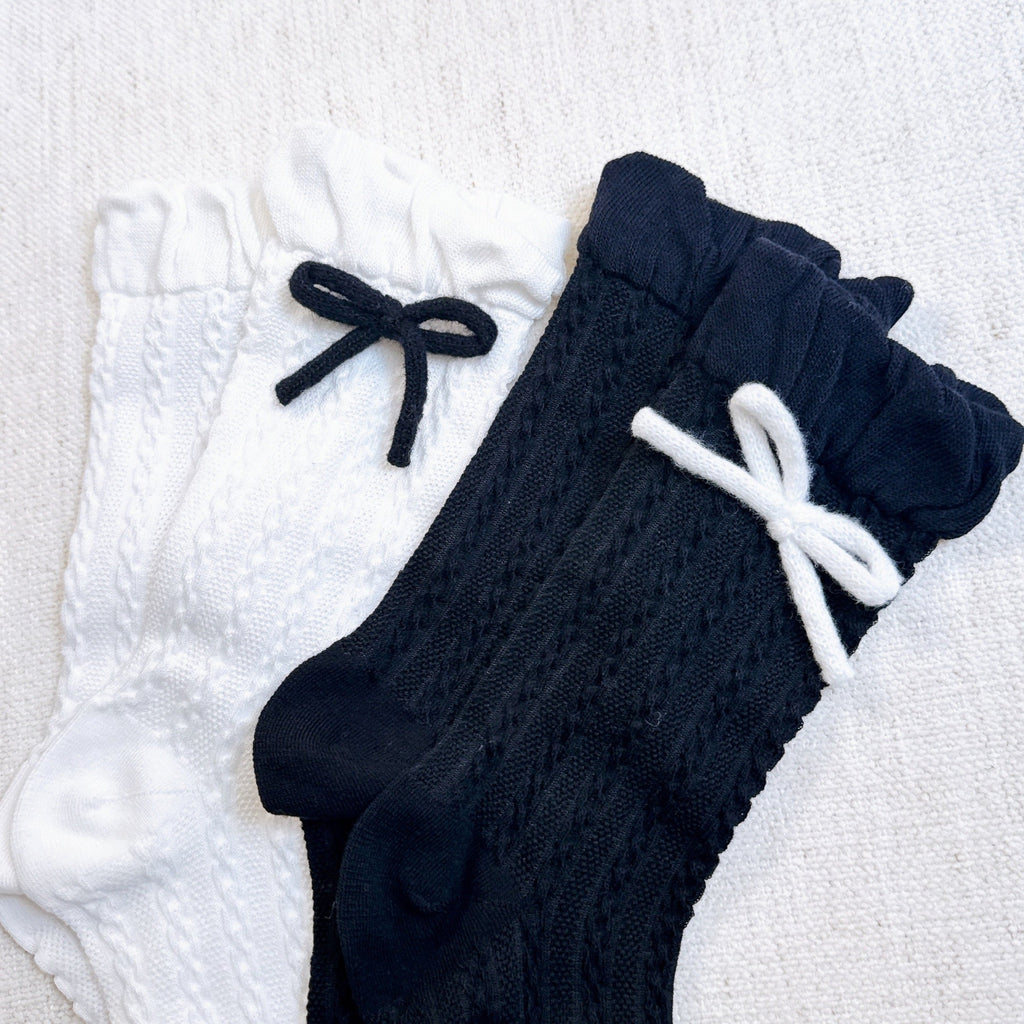 Adorable Yarn Bow Socks Set Of 2