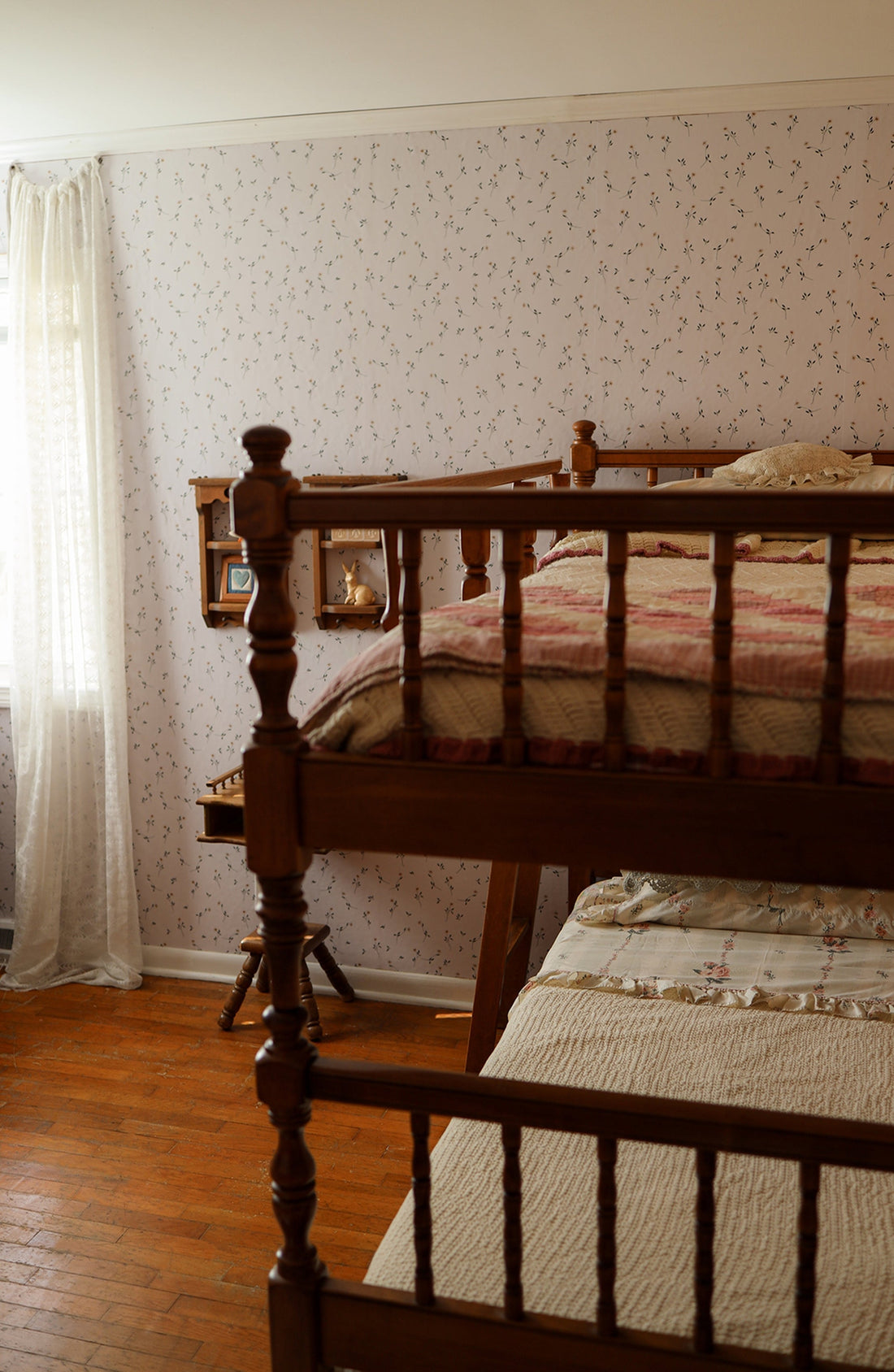 Brigitta Floral Wallpaper in Dusty-Rose and Muted-Green Decor
