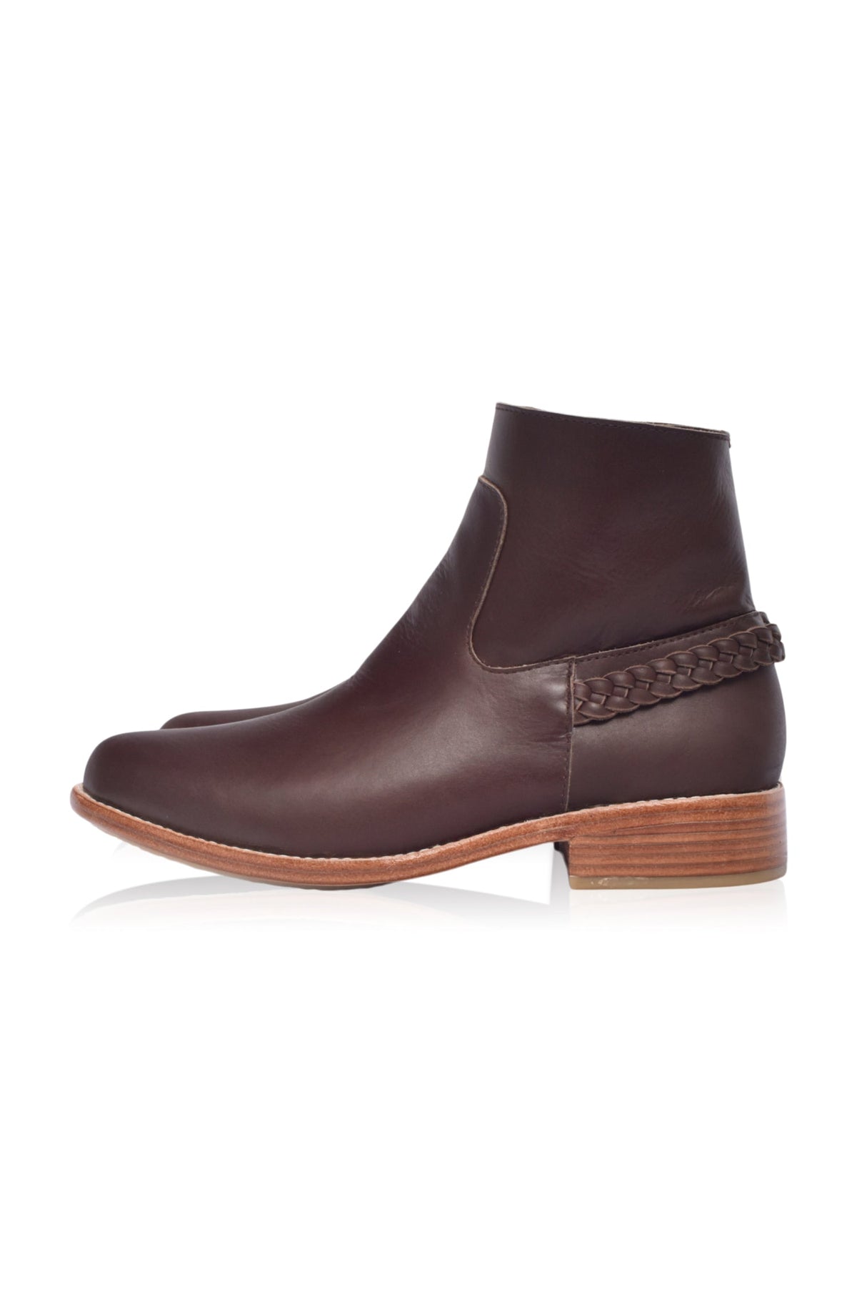 Alexa Chelsea Ankle Leather Boots