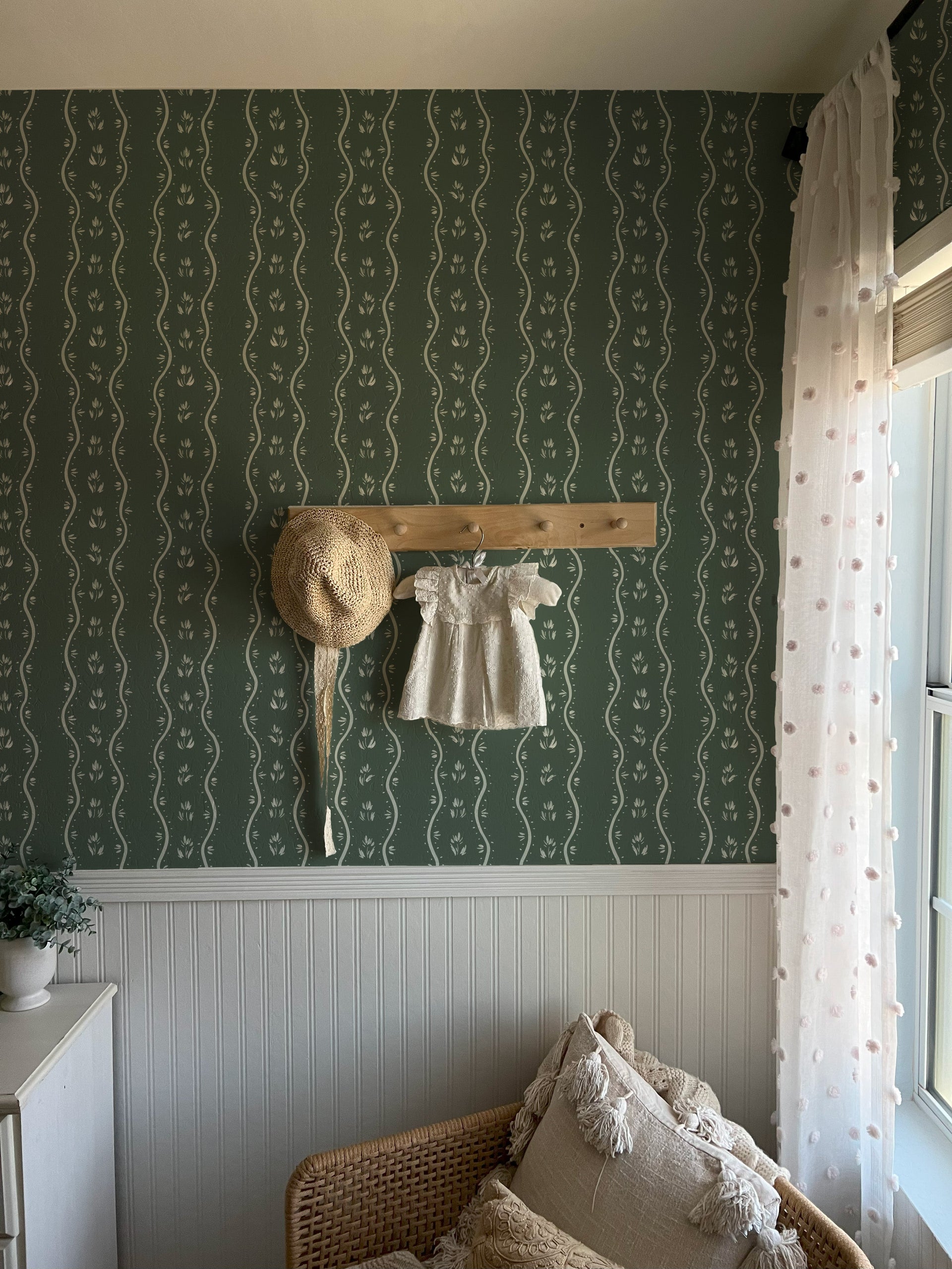 Annabelle Floral Coastal Wallpaper - Blue, Cream & White