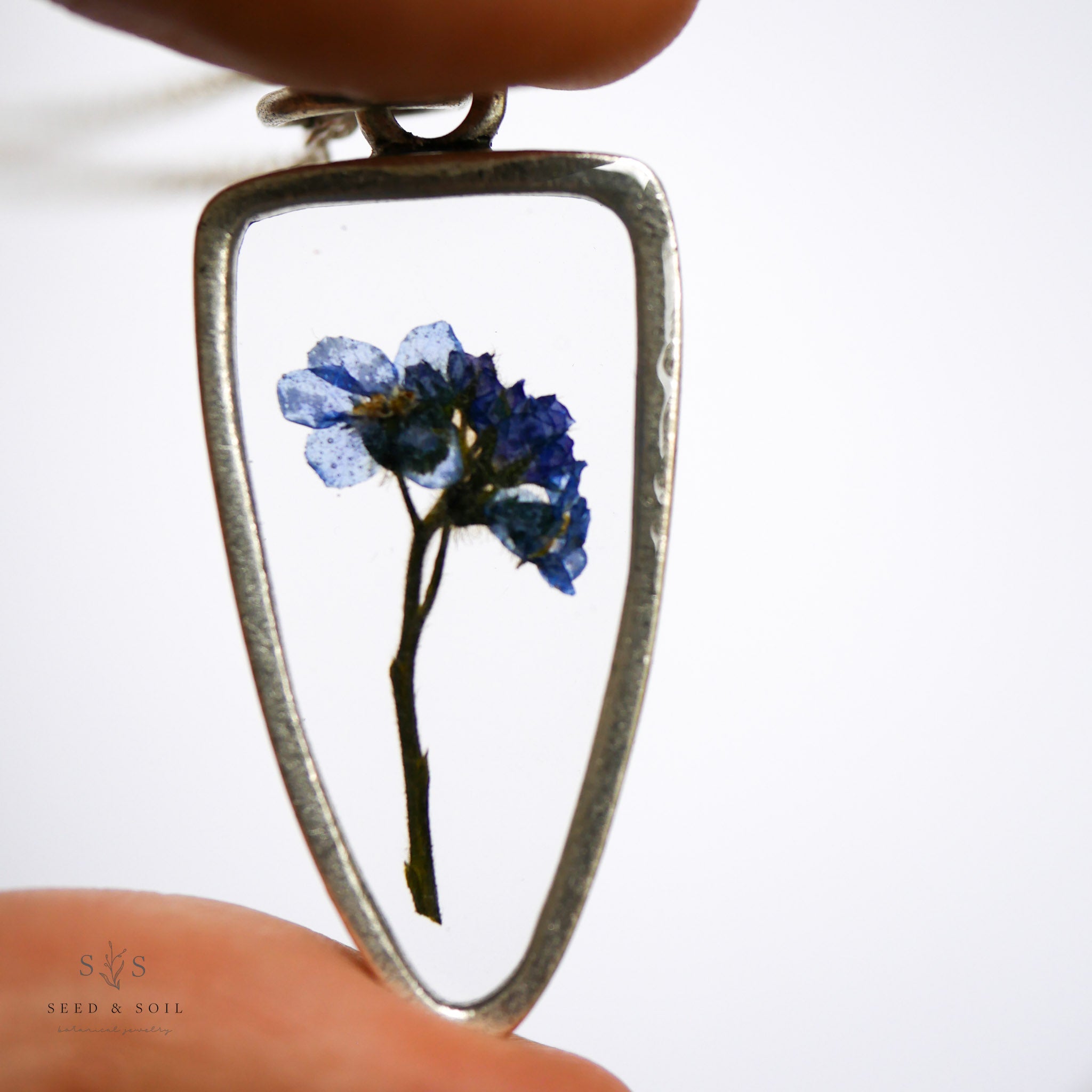 Arrowhead Botanical Necklace