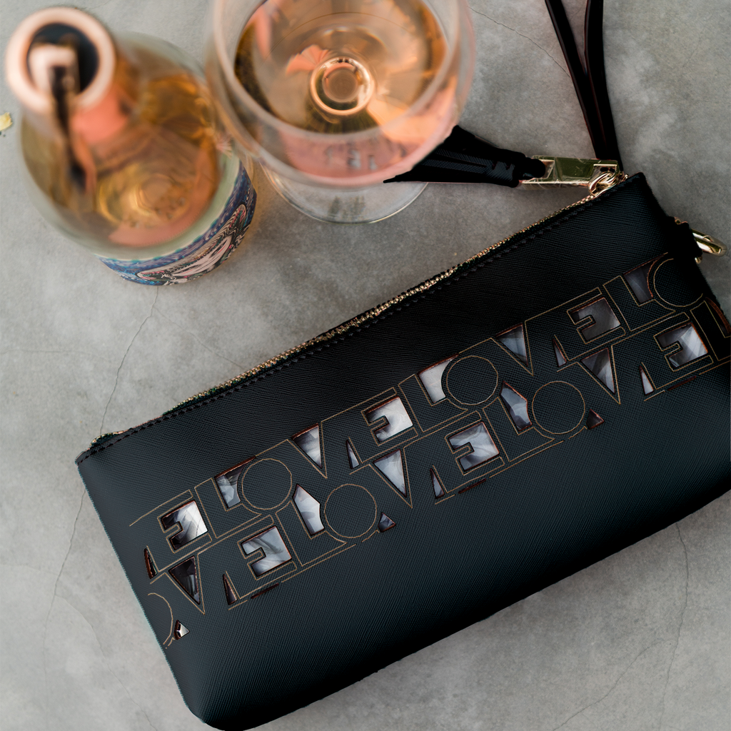LOVE CLUTCH