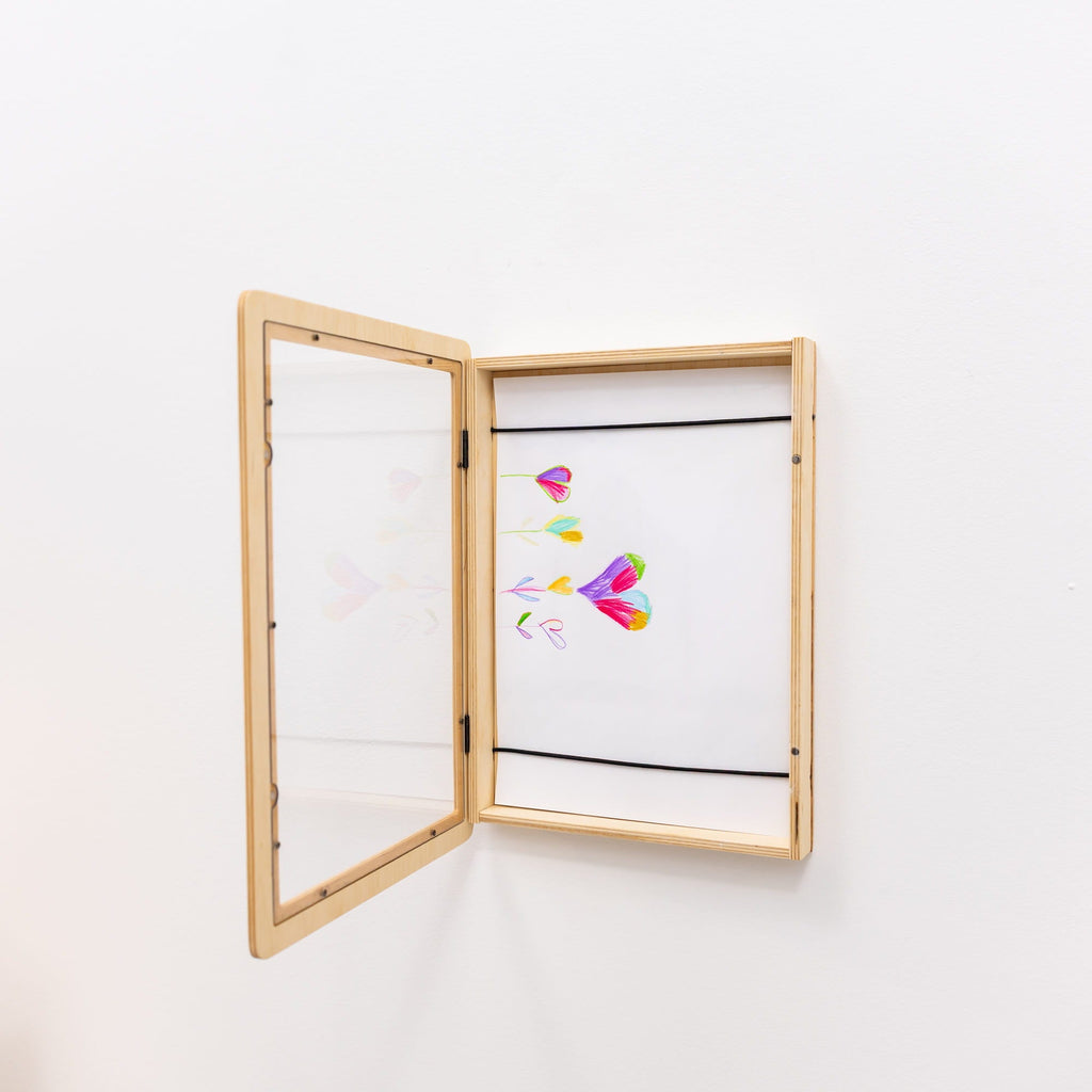 Kids Art Display Frame – Minimalist A4 Artwork Storage for Kids