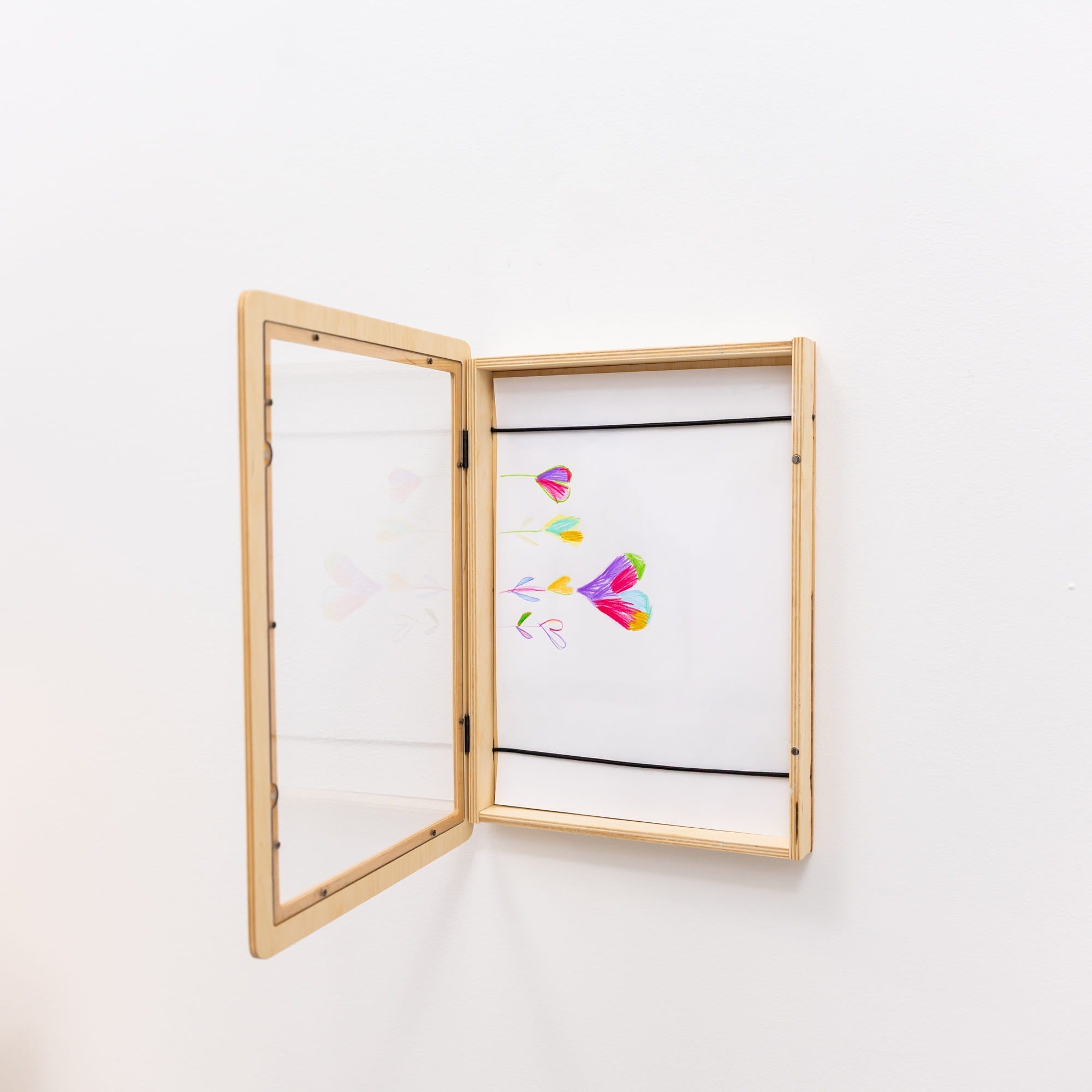 Minimalist Kids Art Storage Frame – Display & Organize Artwork